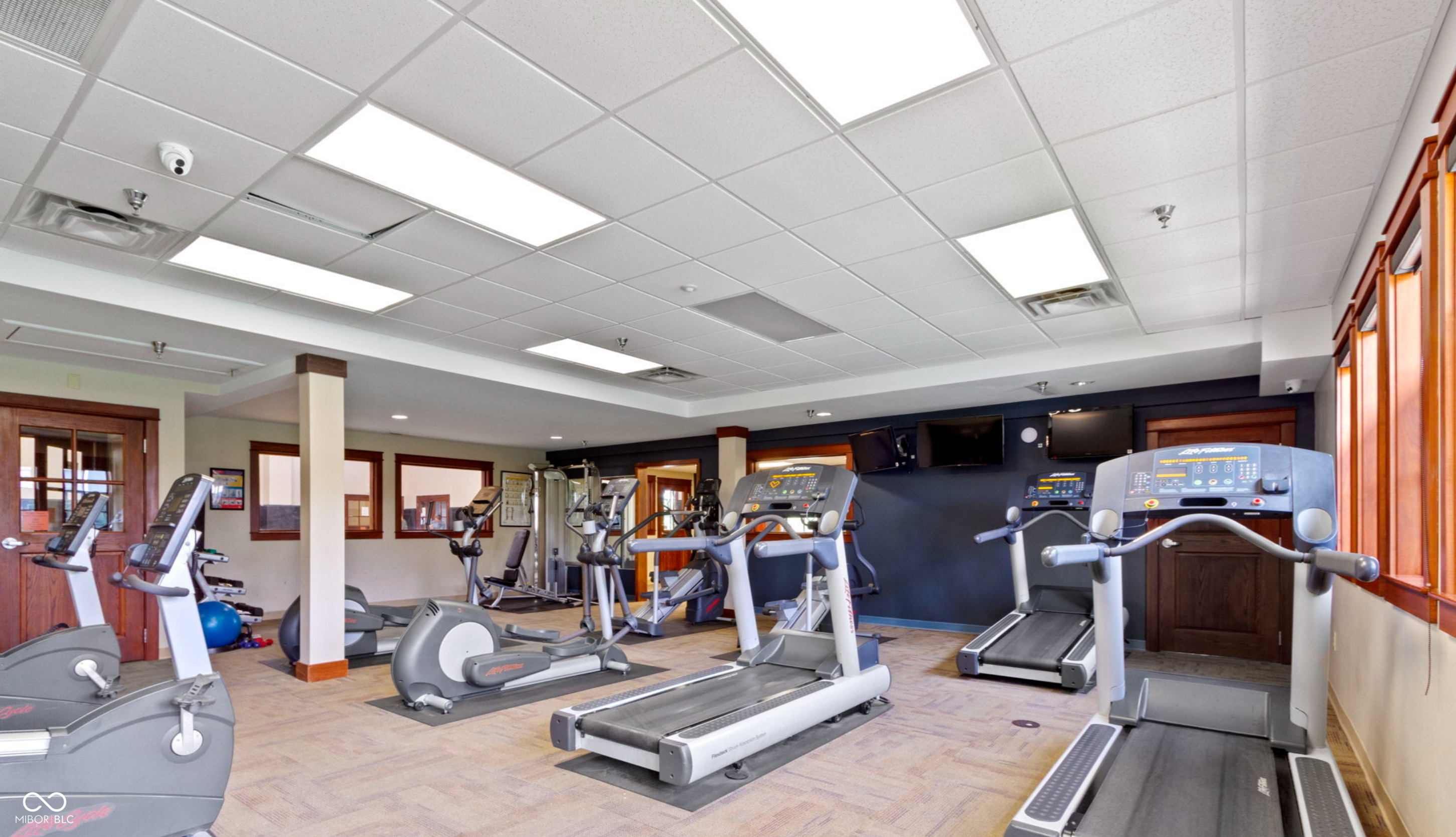 15800 Longship Court