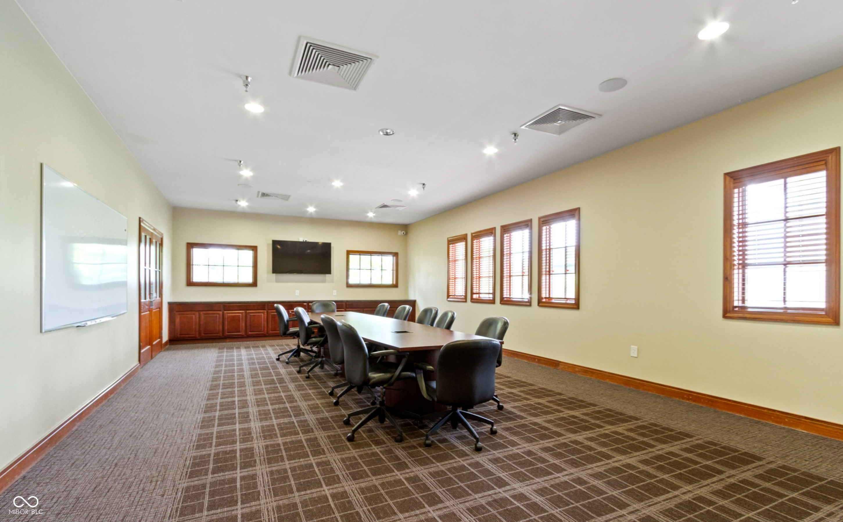 15800 Longship Court