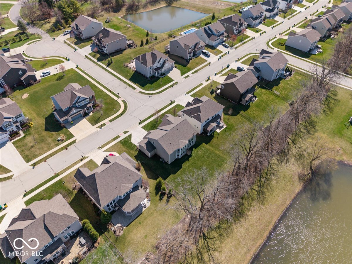 15800 Longship Court