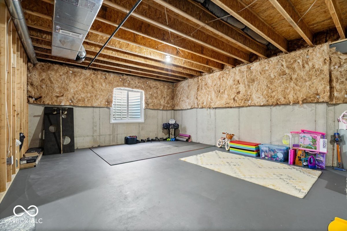 15800 Longship Court