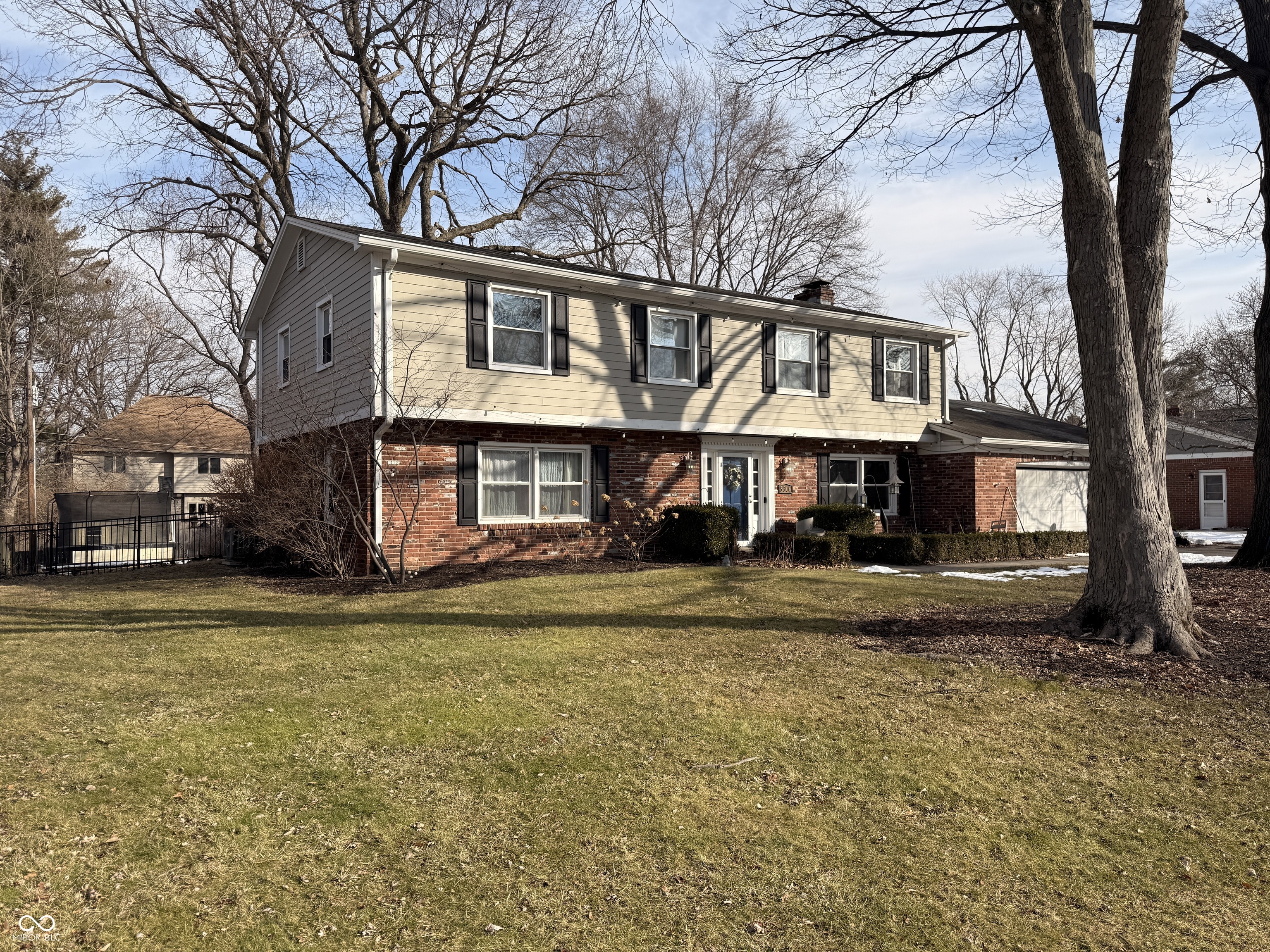 5306 E 74th Place