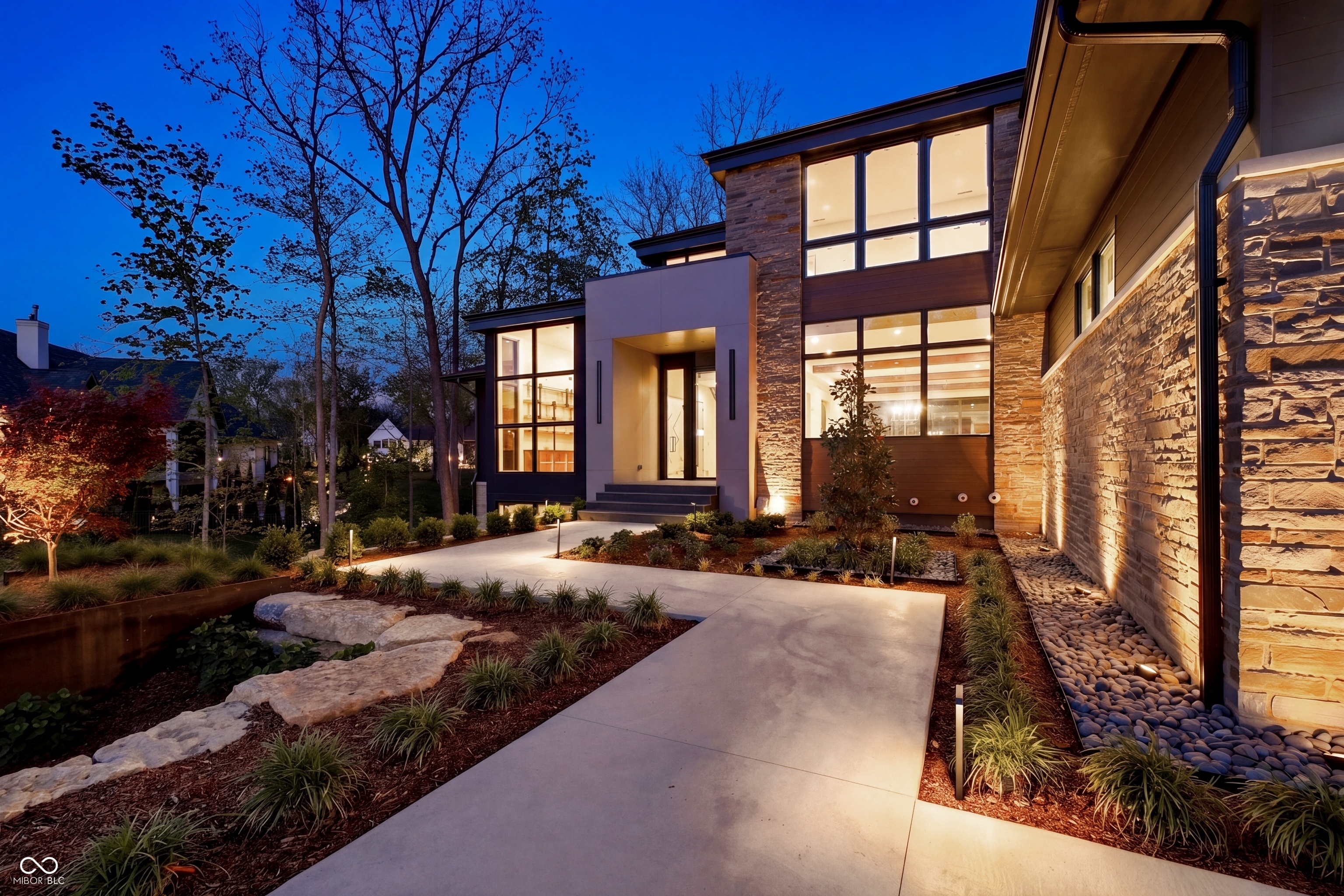 4435 Strathmore Lane