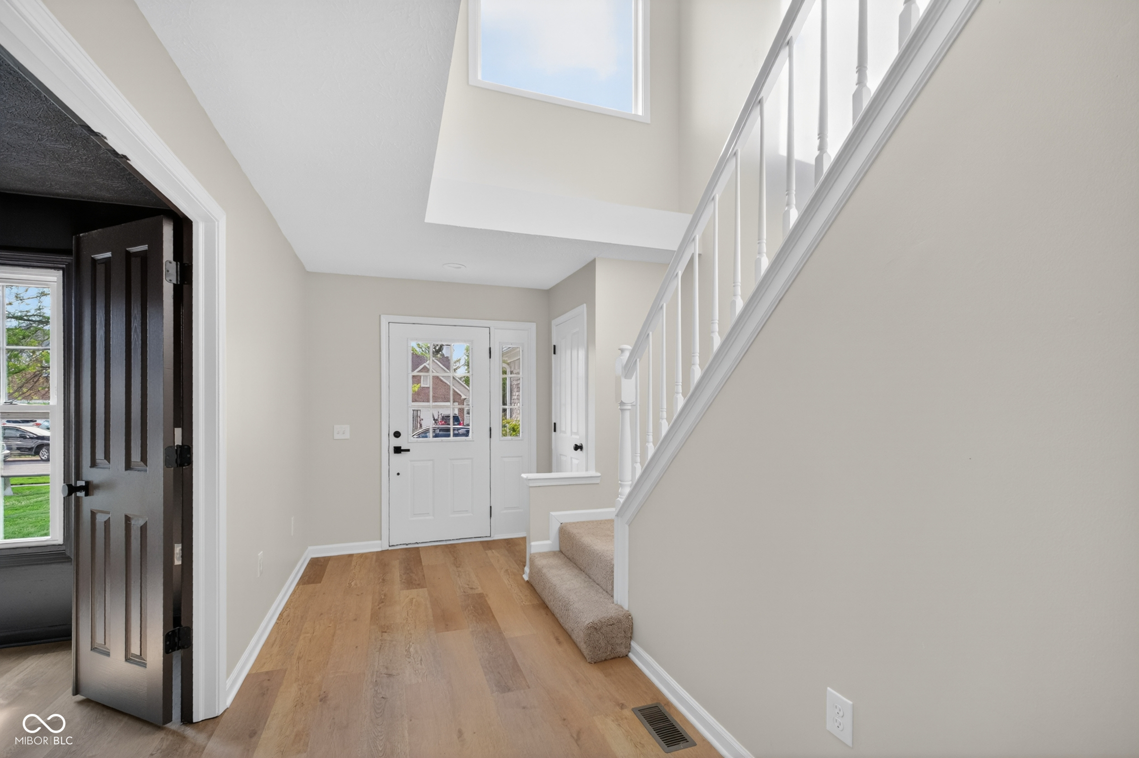 4864 Ashbrook Drive