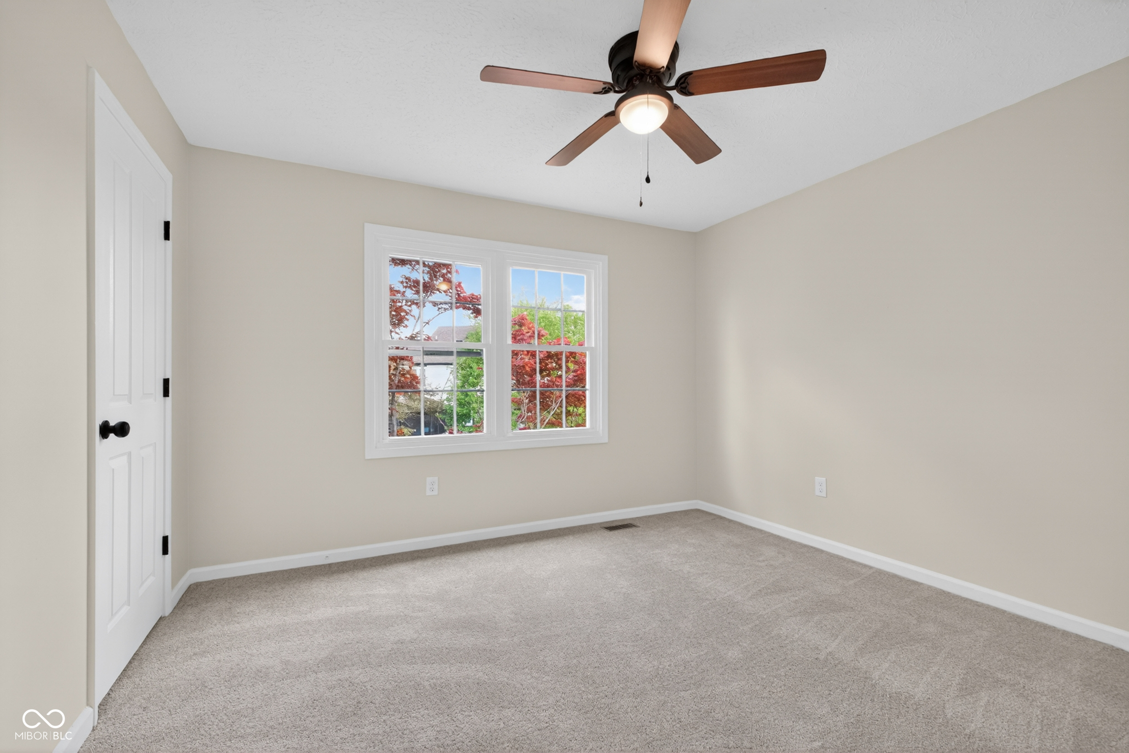 4864 Ashbrook Drive