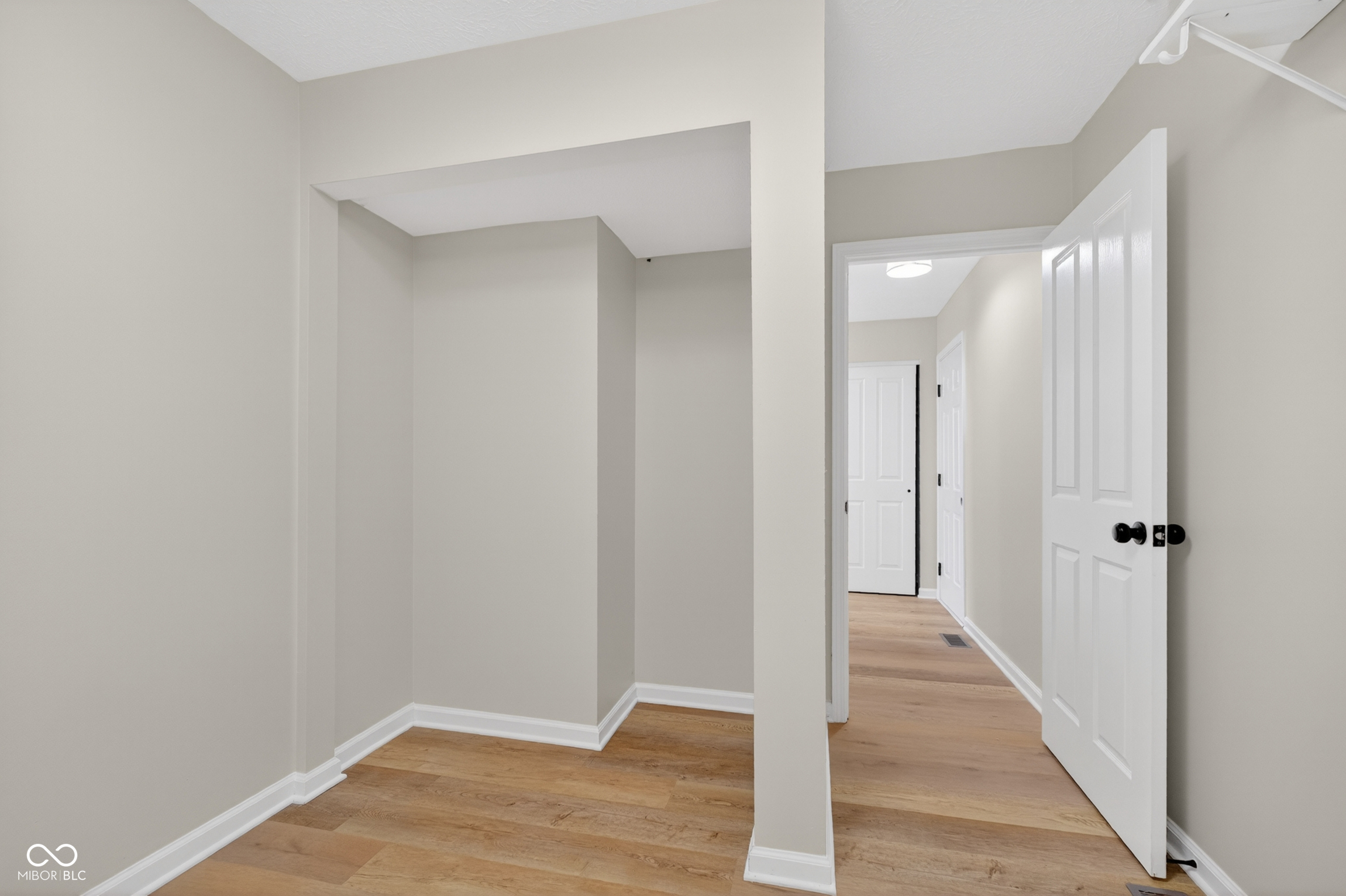 4864 Ashbrook Drive