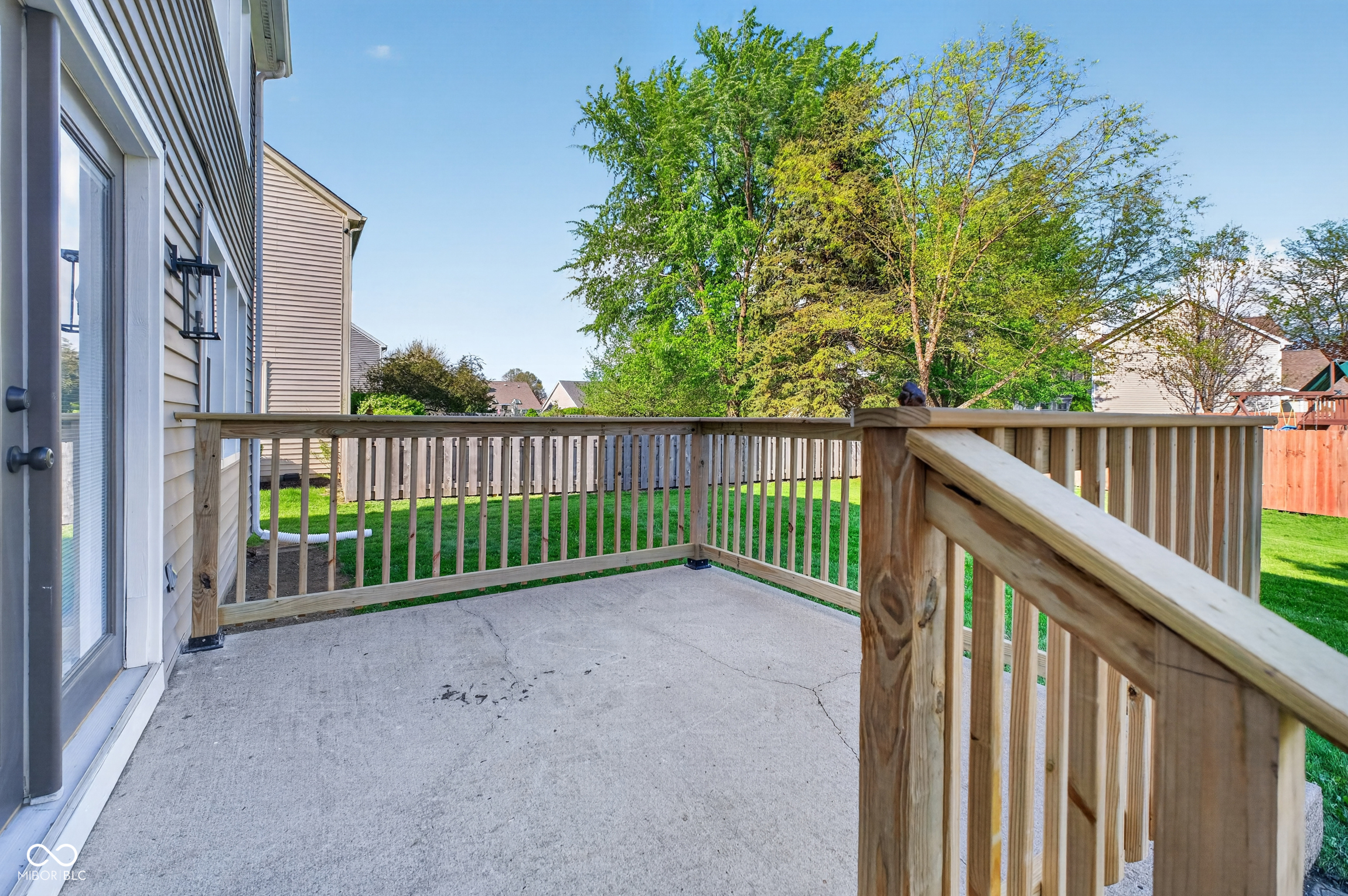 4864 Ashbrook Drive