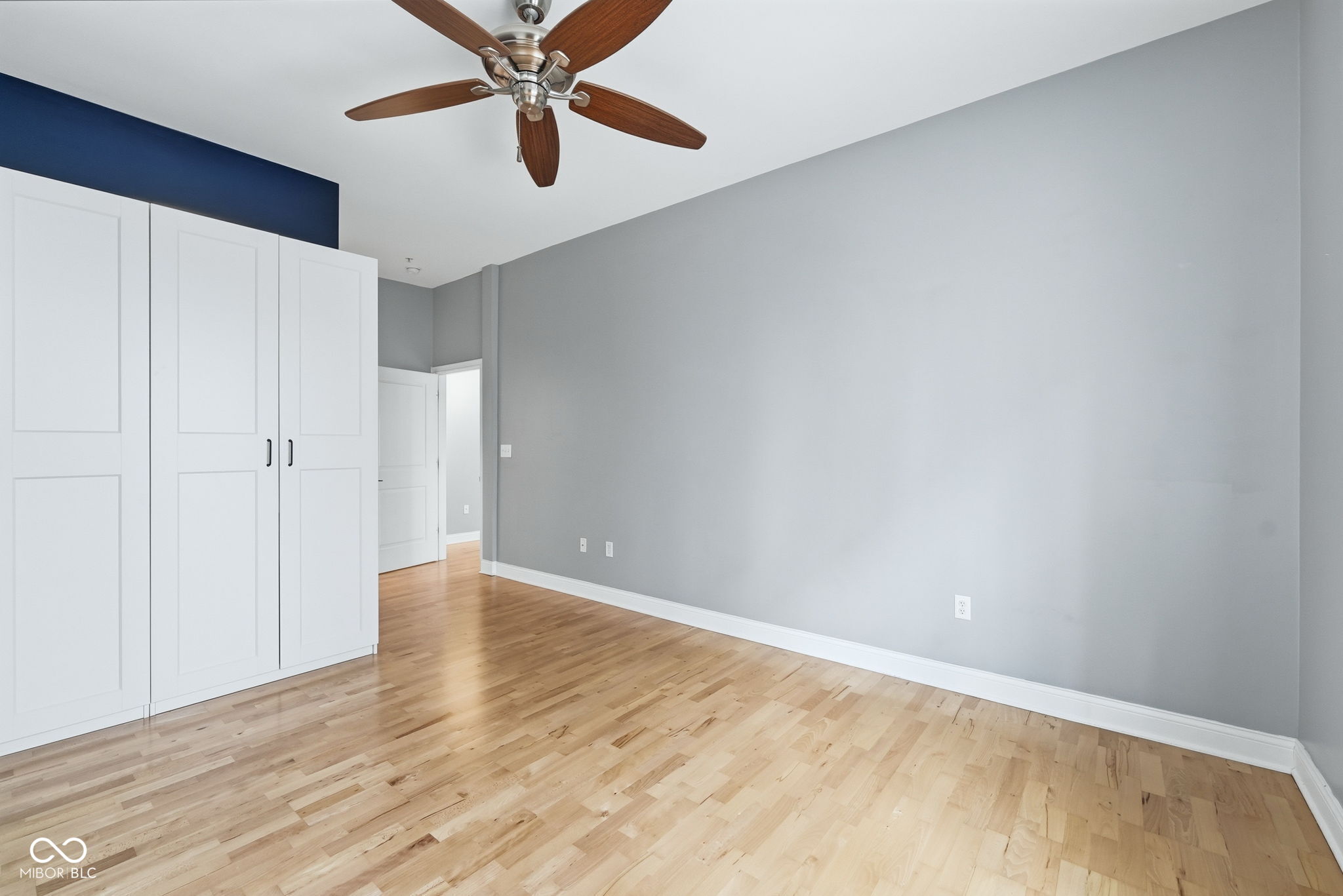 355 E Ohio Street Unit: STE 113
