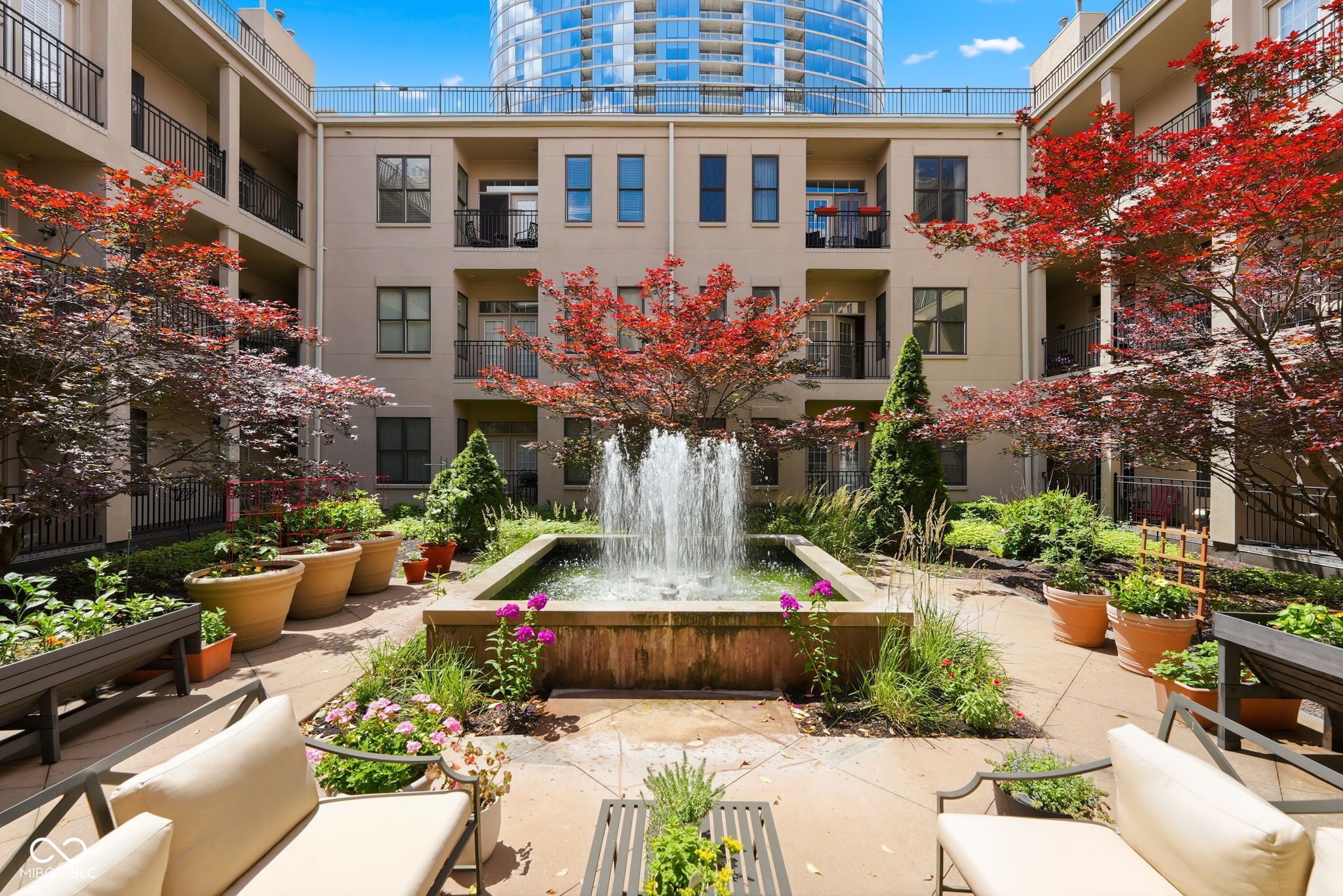 355 E Ohio Street Unit: STE 113