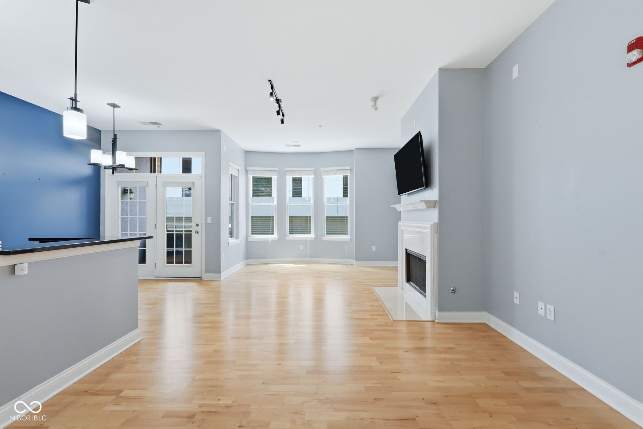 355 E Ohio Street Unit: STE 113