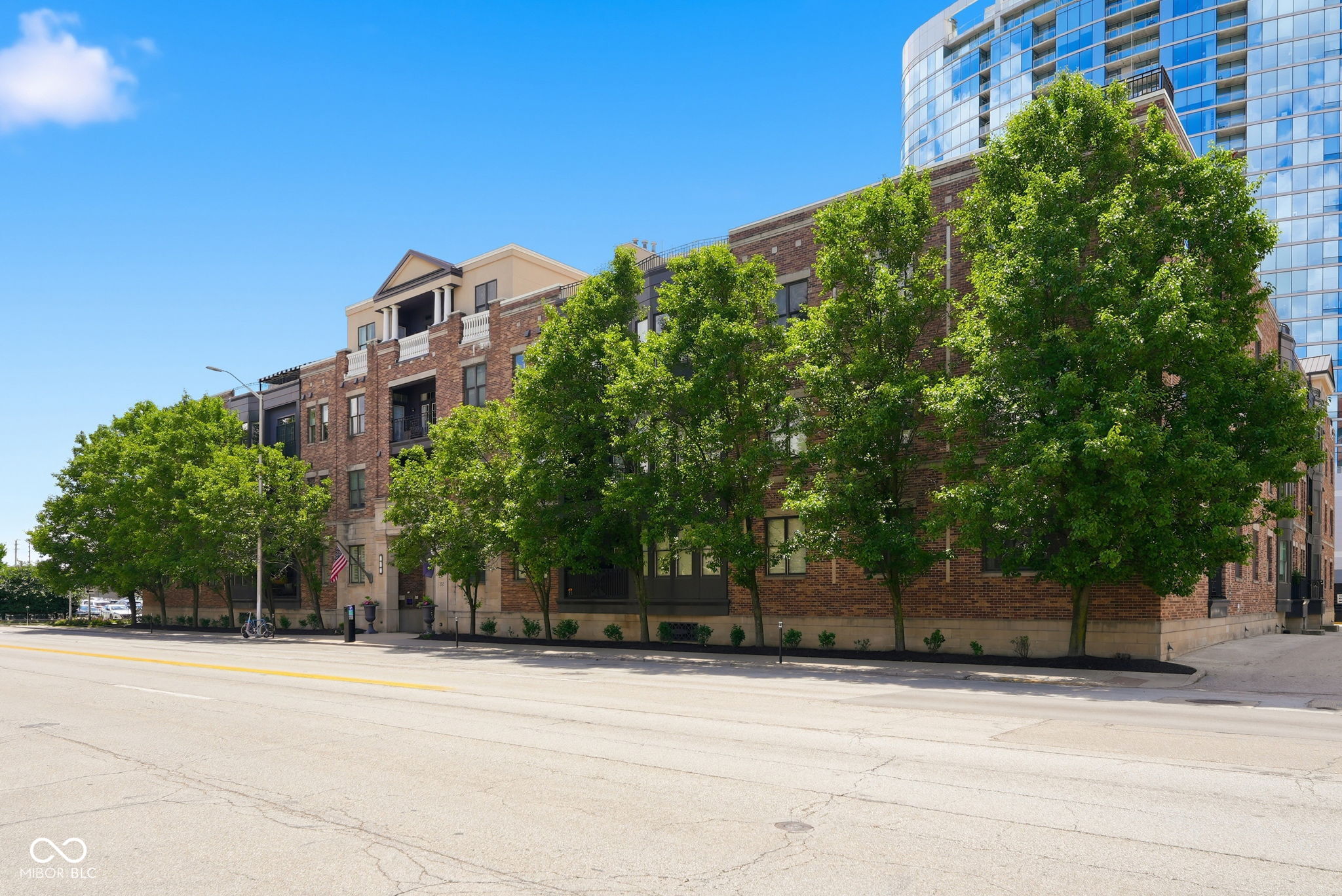 355 E Ohio Street Unit: STE 113