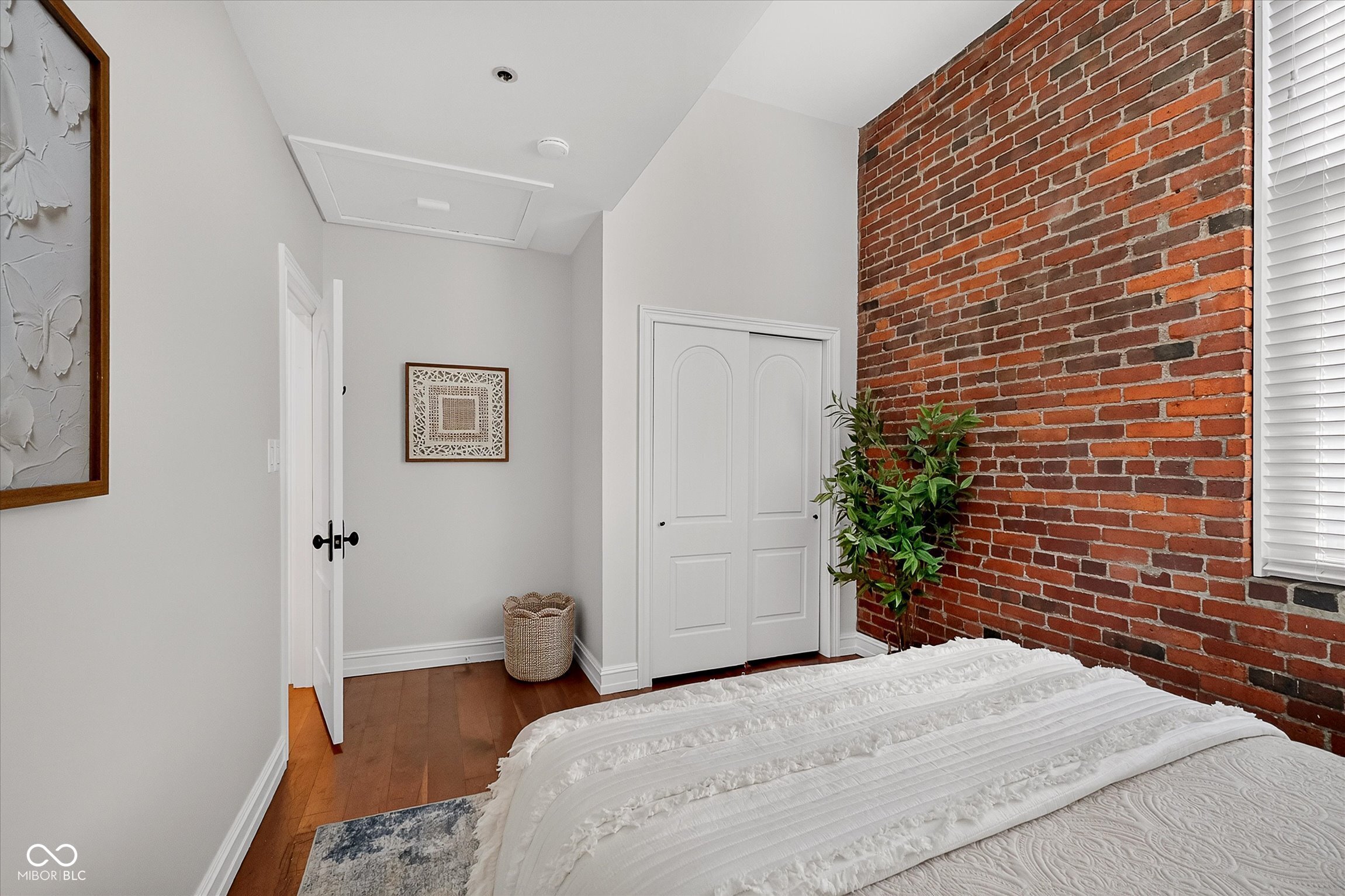 430 N Park Avenue Unit: 309