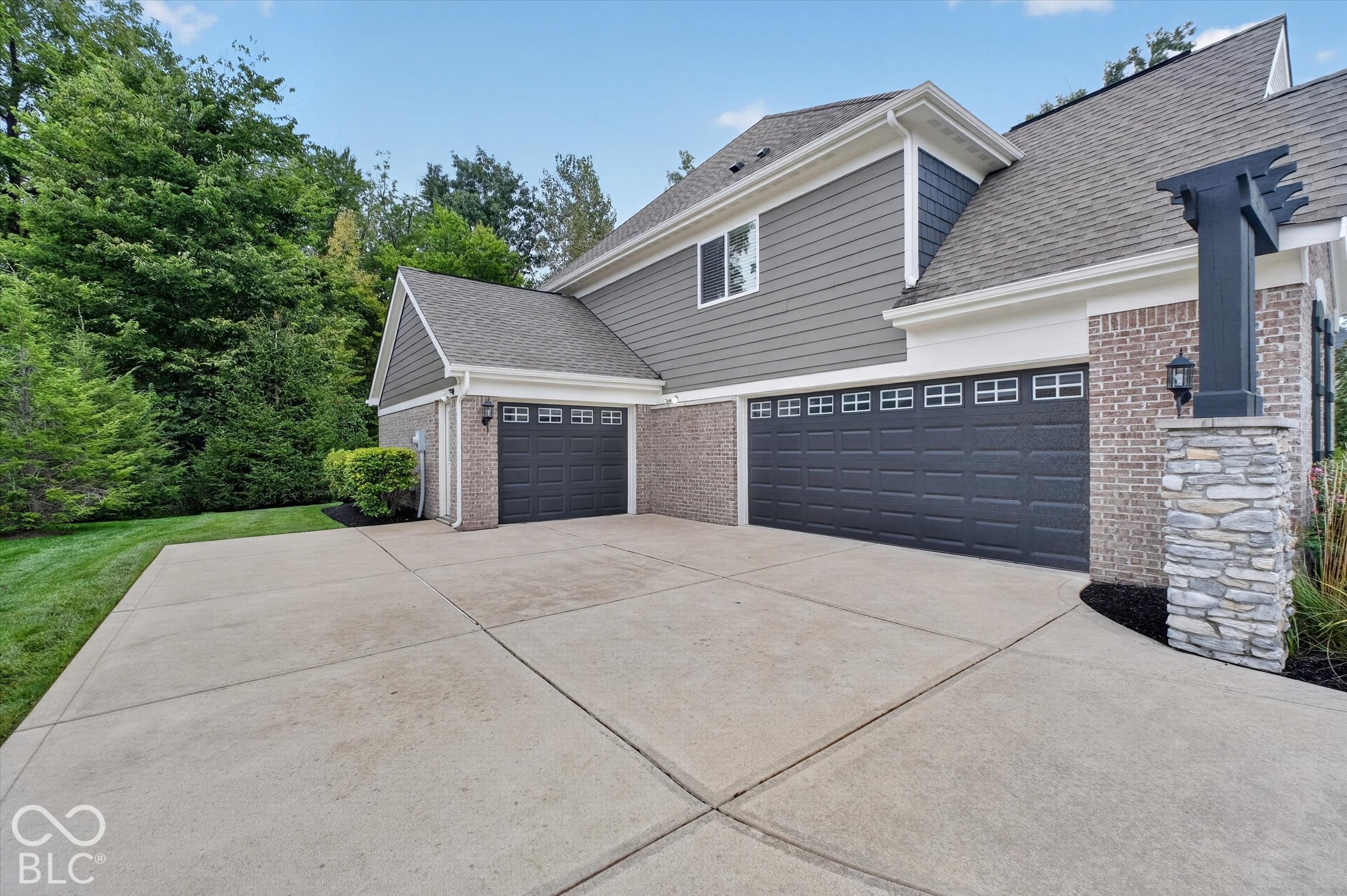 5736 Autumn Breeze Lane