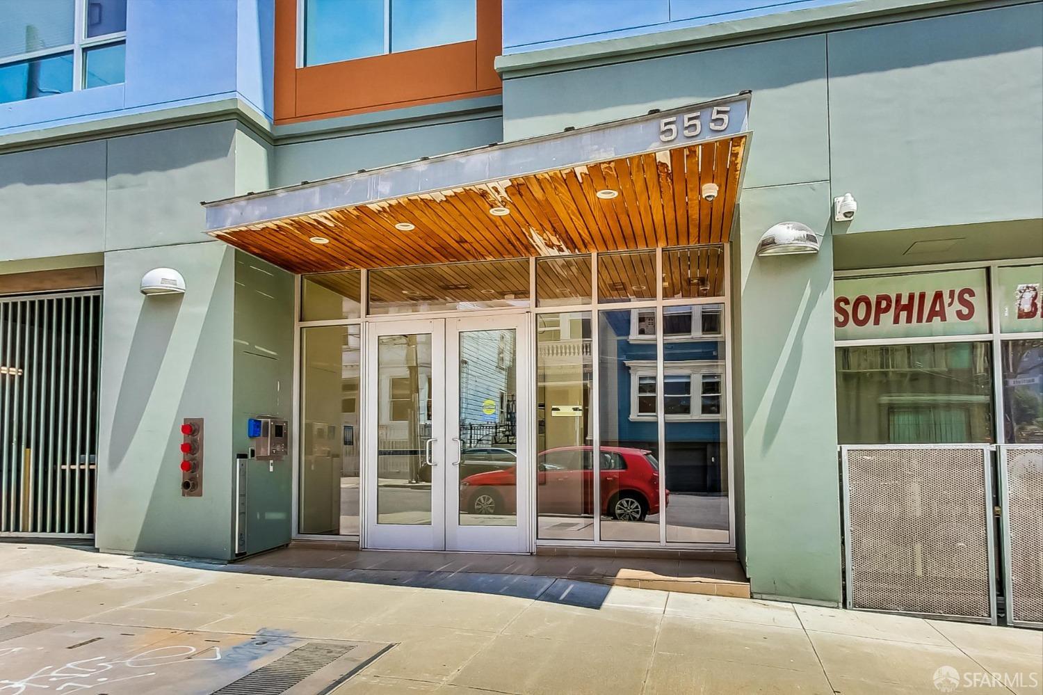 555 Bartlett Street # 204
