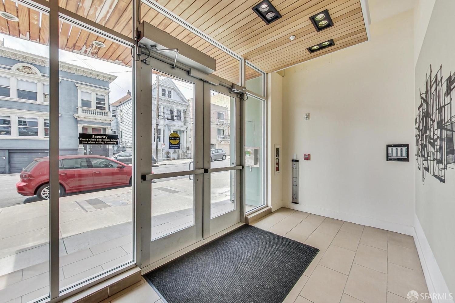 555 Bartlett Street # 204