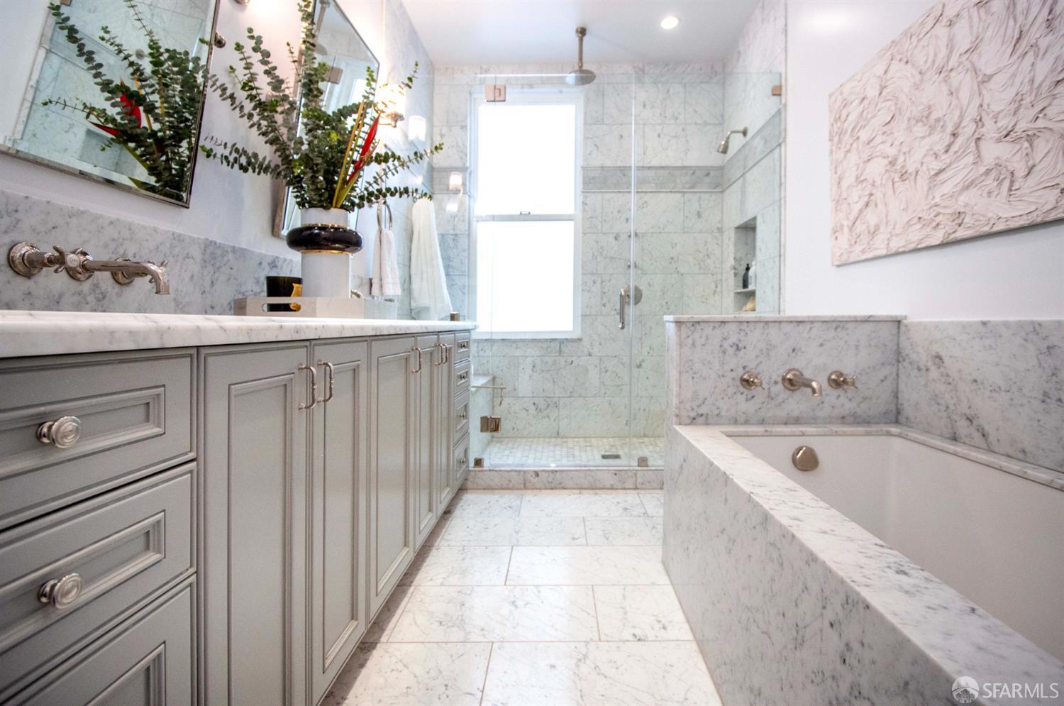 2863 Washington Street