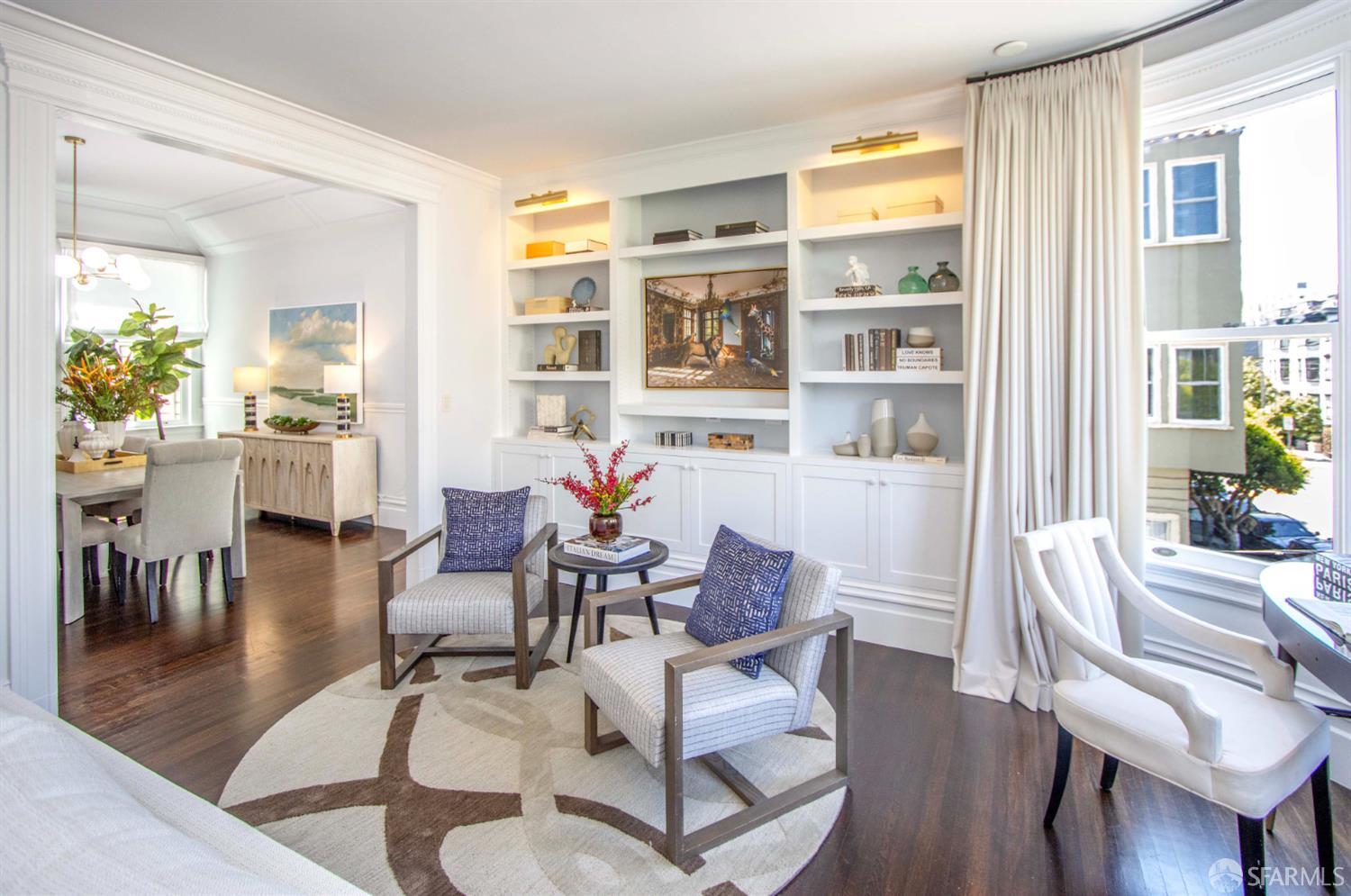 2863 Washington Street