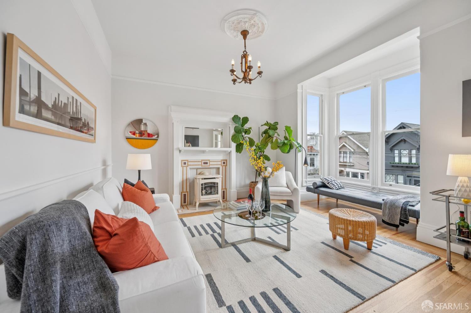 606 Elizabeth Street Unit: 1/2