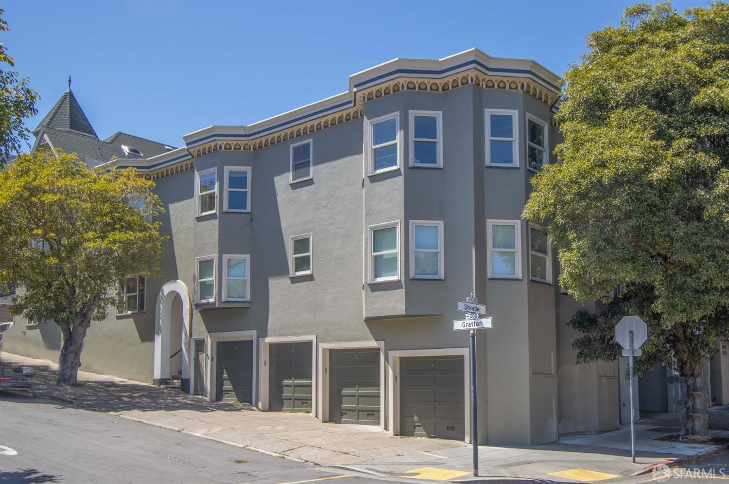 204 Grattan Street