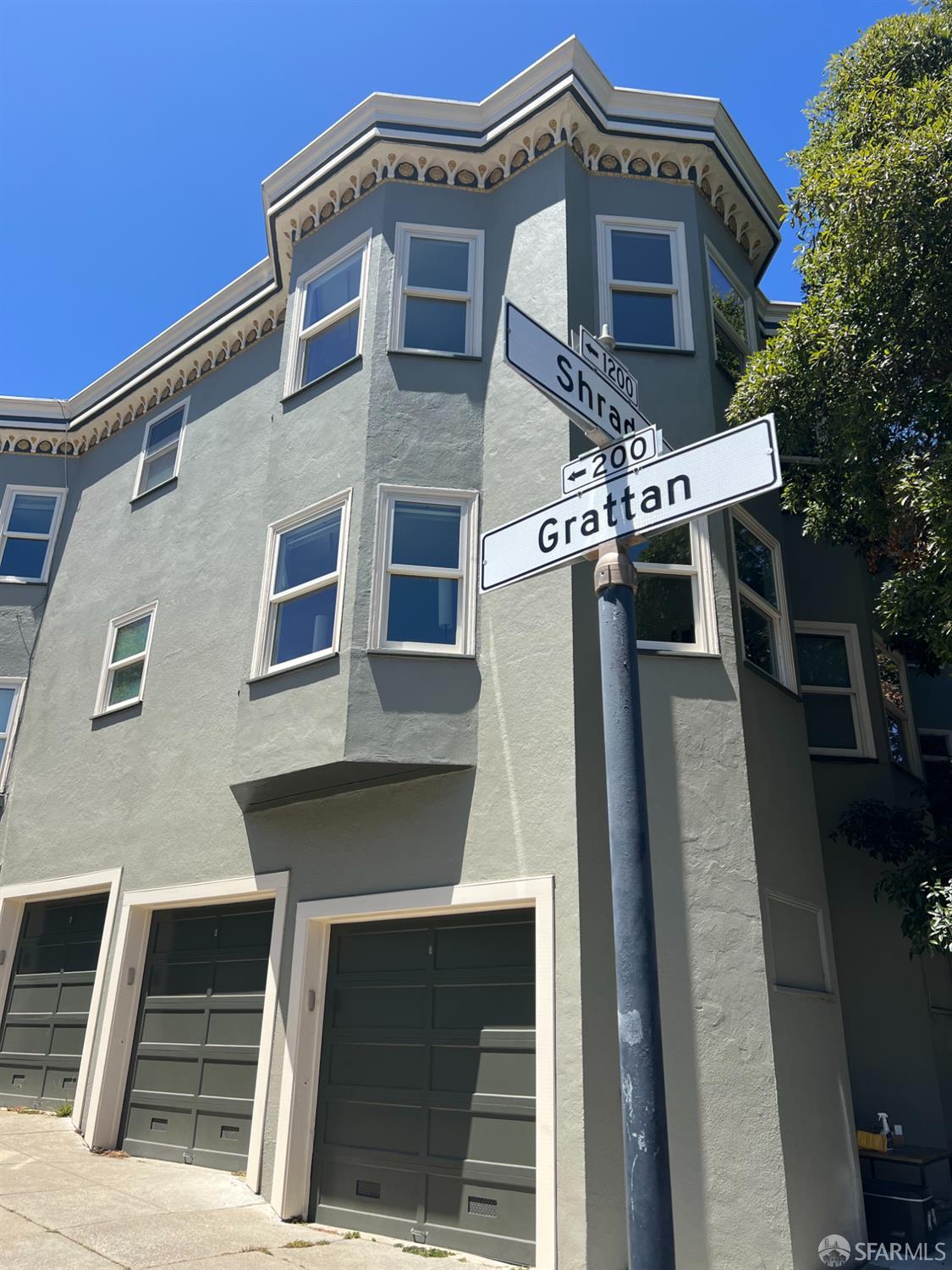204 Grattan Street
