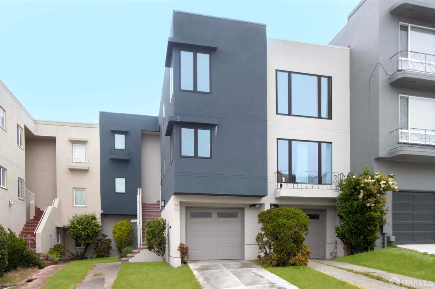 62 Barcelona Avenue