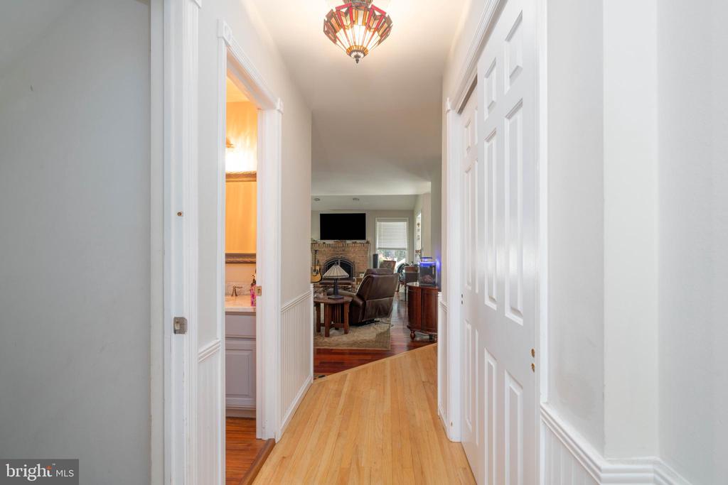27 STEVENS LANE