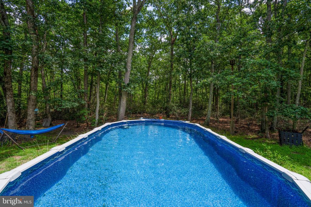 27 STEVENS LANE