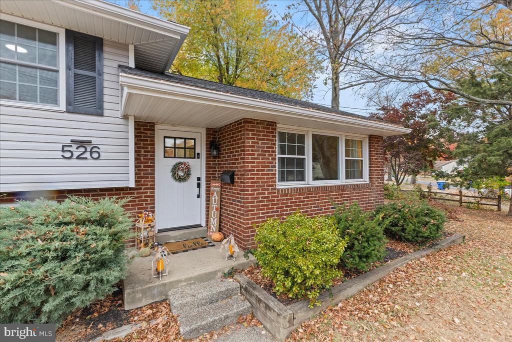 526 HASTINGS ROAD