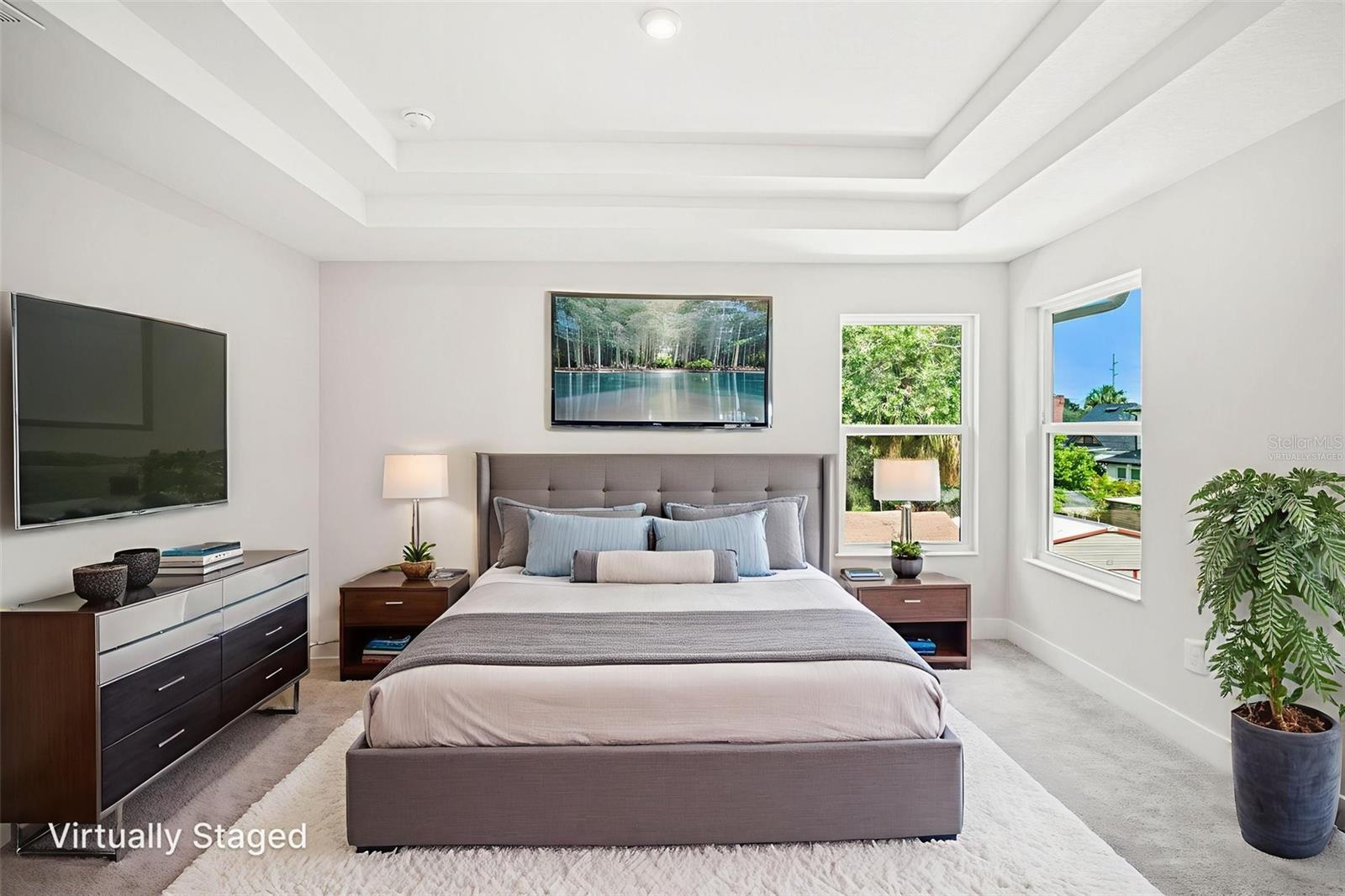 2324 W SAINT CONRAD ST