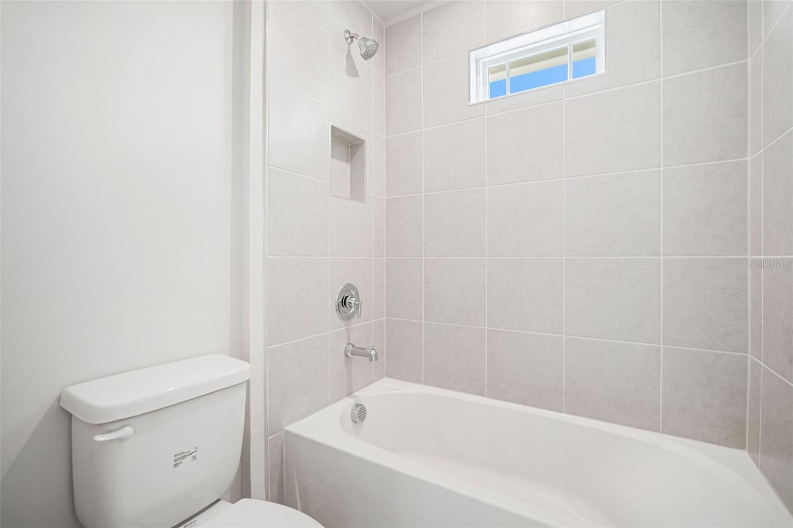 2324 W SAINT CONRAD ST