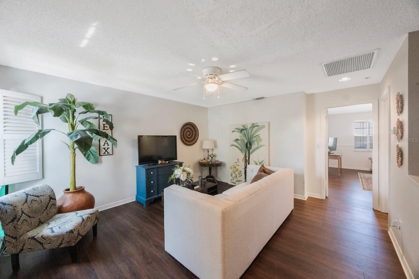 4238 BRENTWOOD PARK CIR