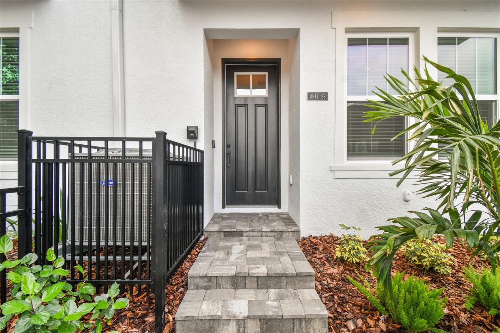 6605 N NEBRASKA AVE #28