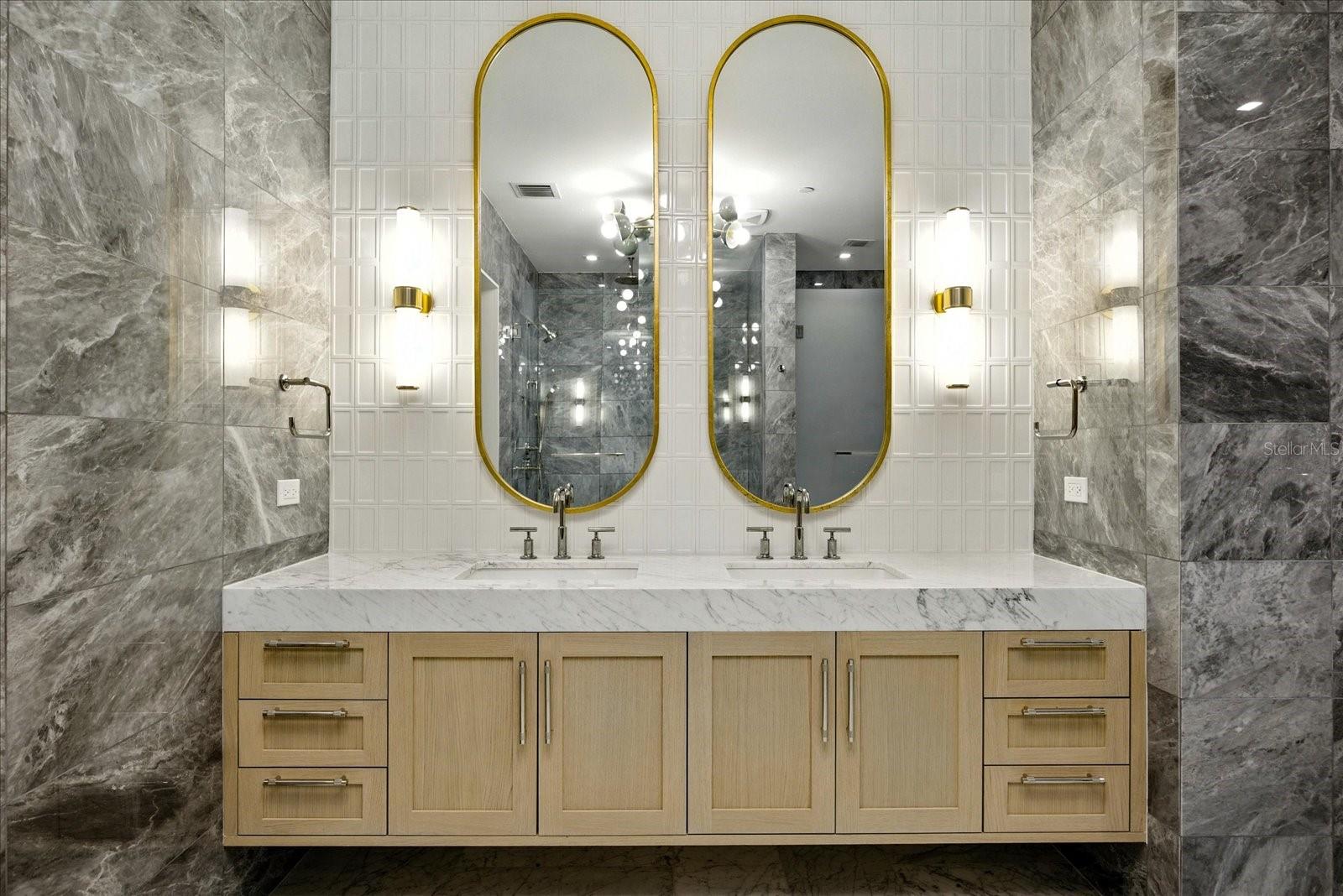 2912 W SANTIAGO ST #1504