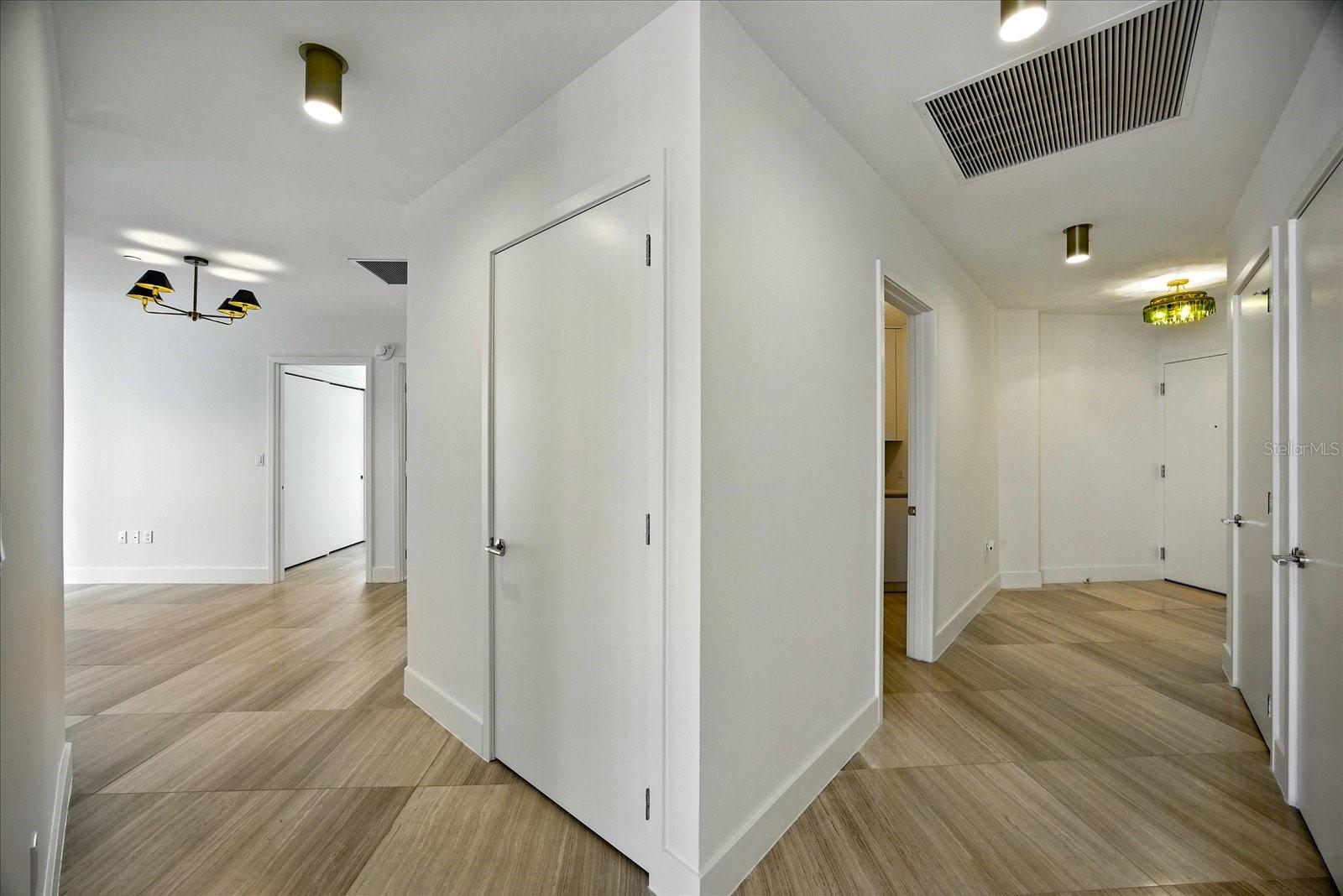 2912 W SANTIAGO ST #1504