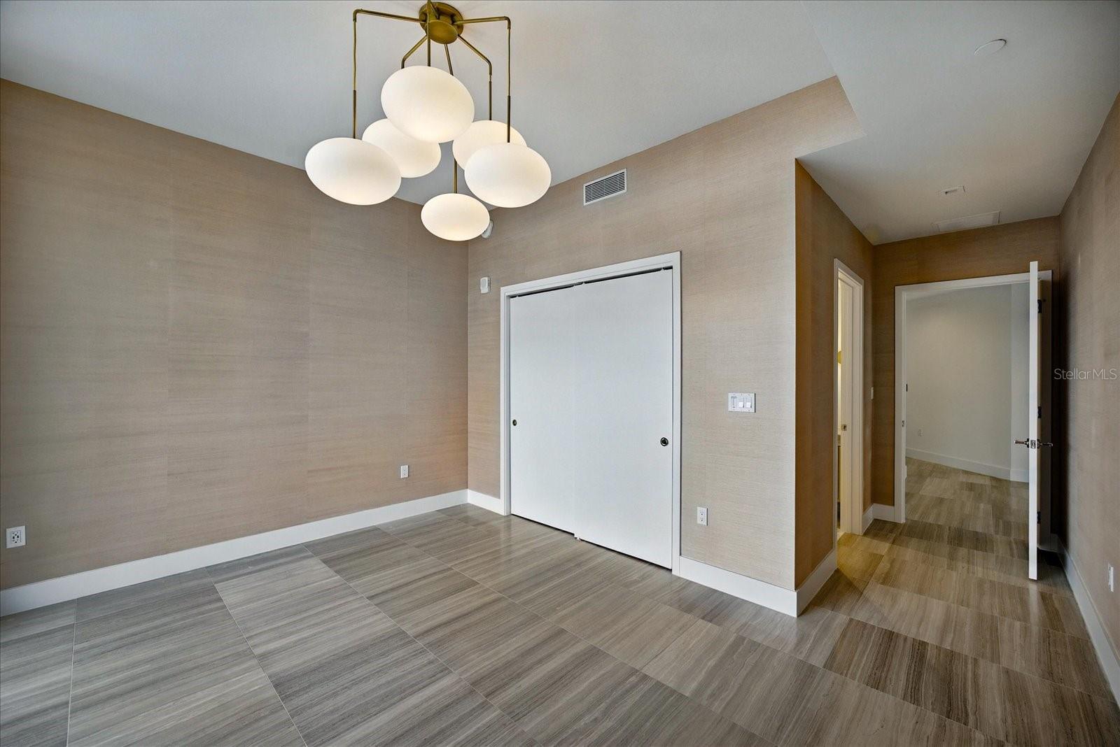 2912 W SANTIAGO ST #1504