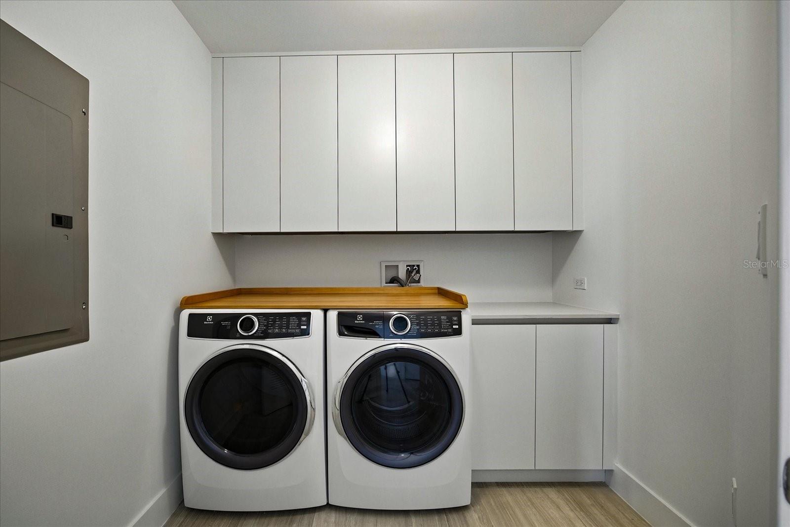 2912 W SANTIAGO ST #1504