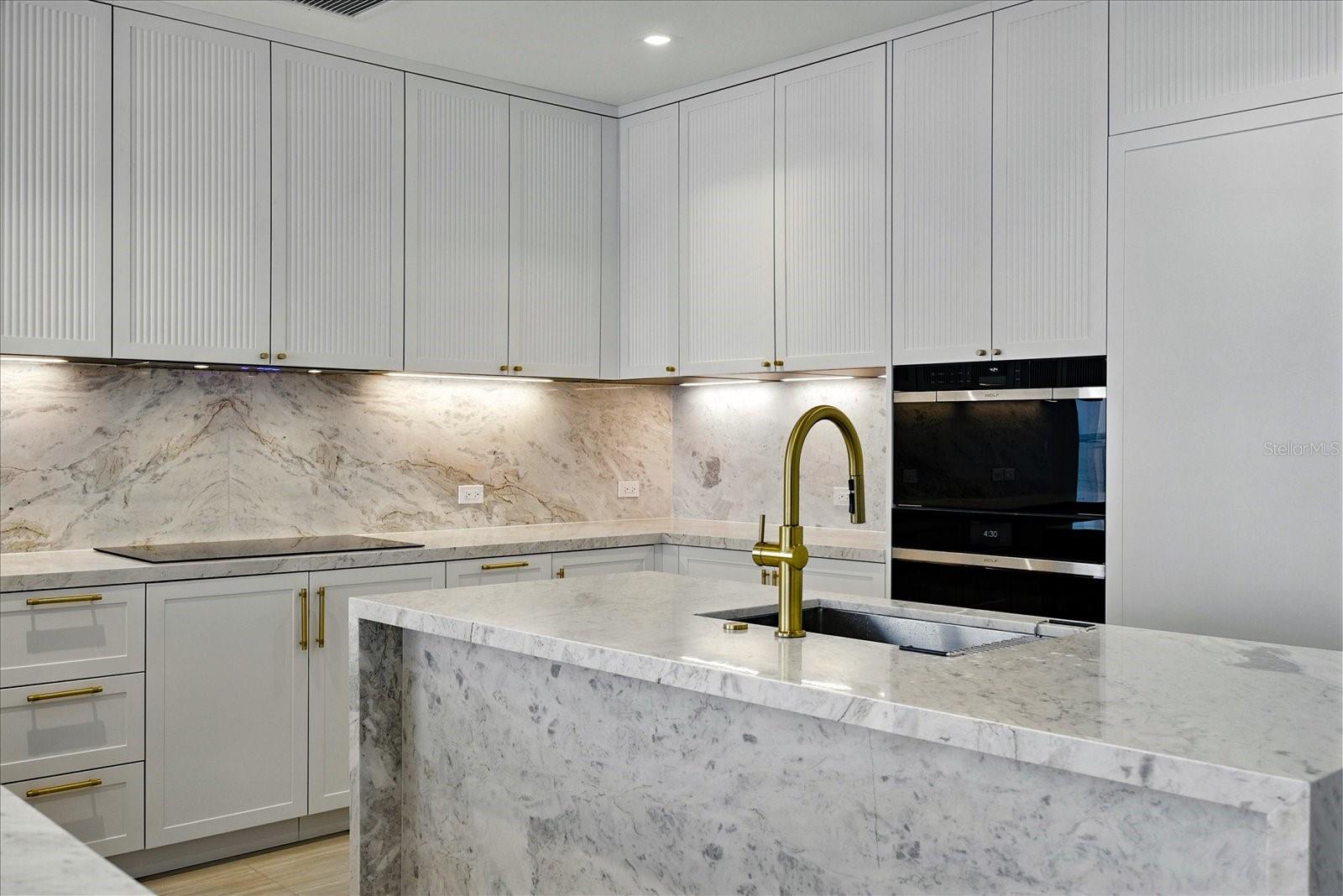 2912 W SANTIAGO ST #1504