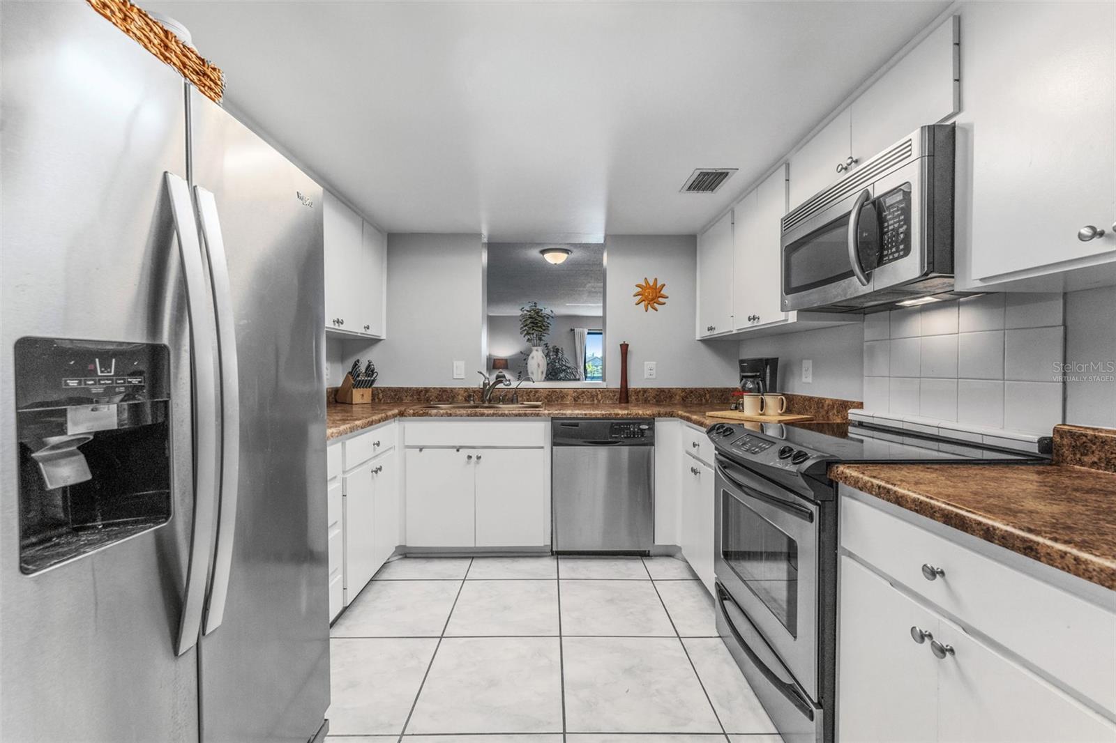 6320 GRAND BAHAMA CIR