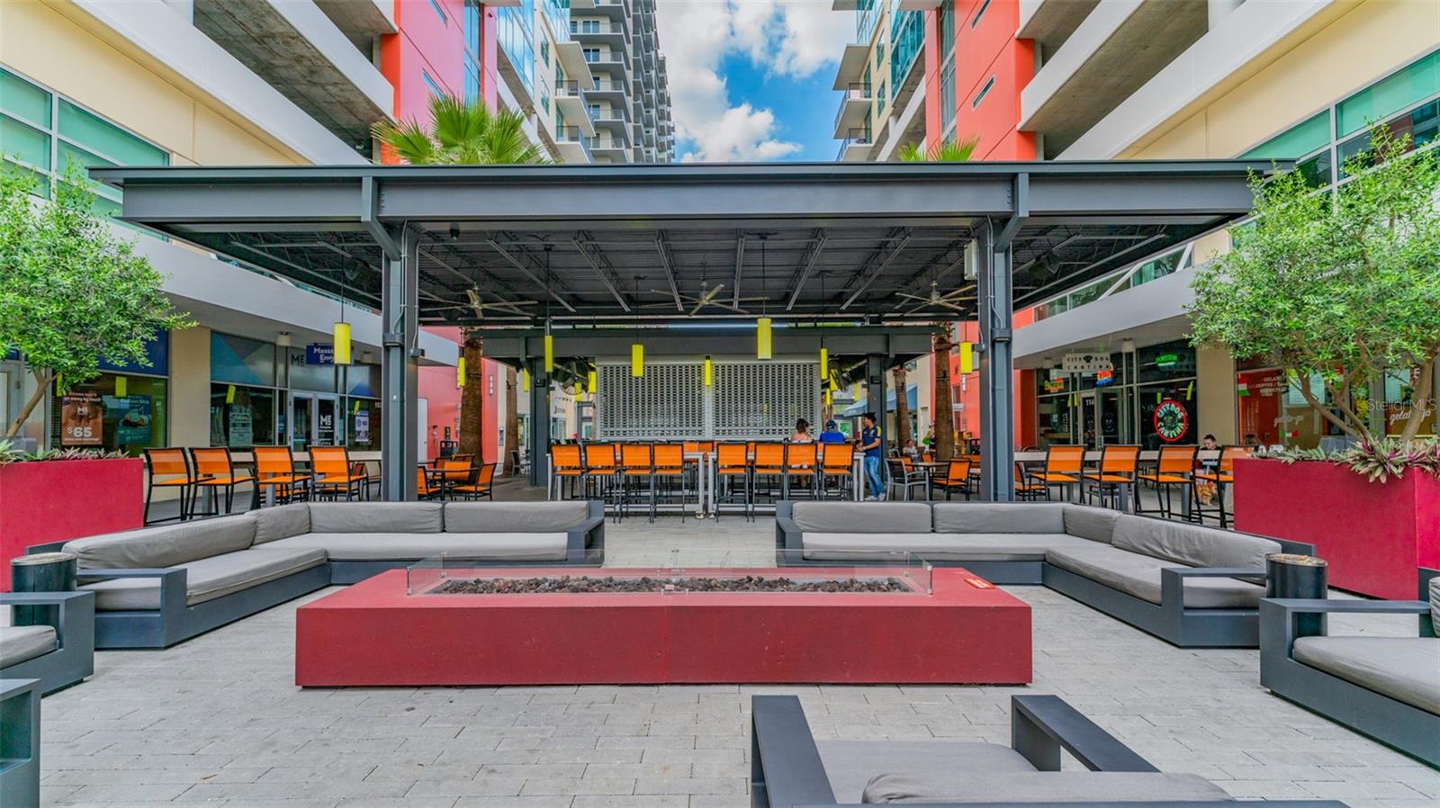 1120 E KENNEDY BLVD #1225