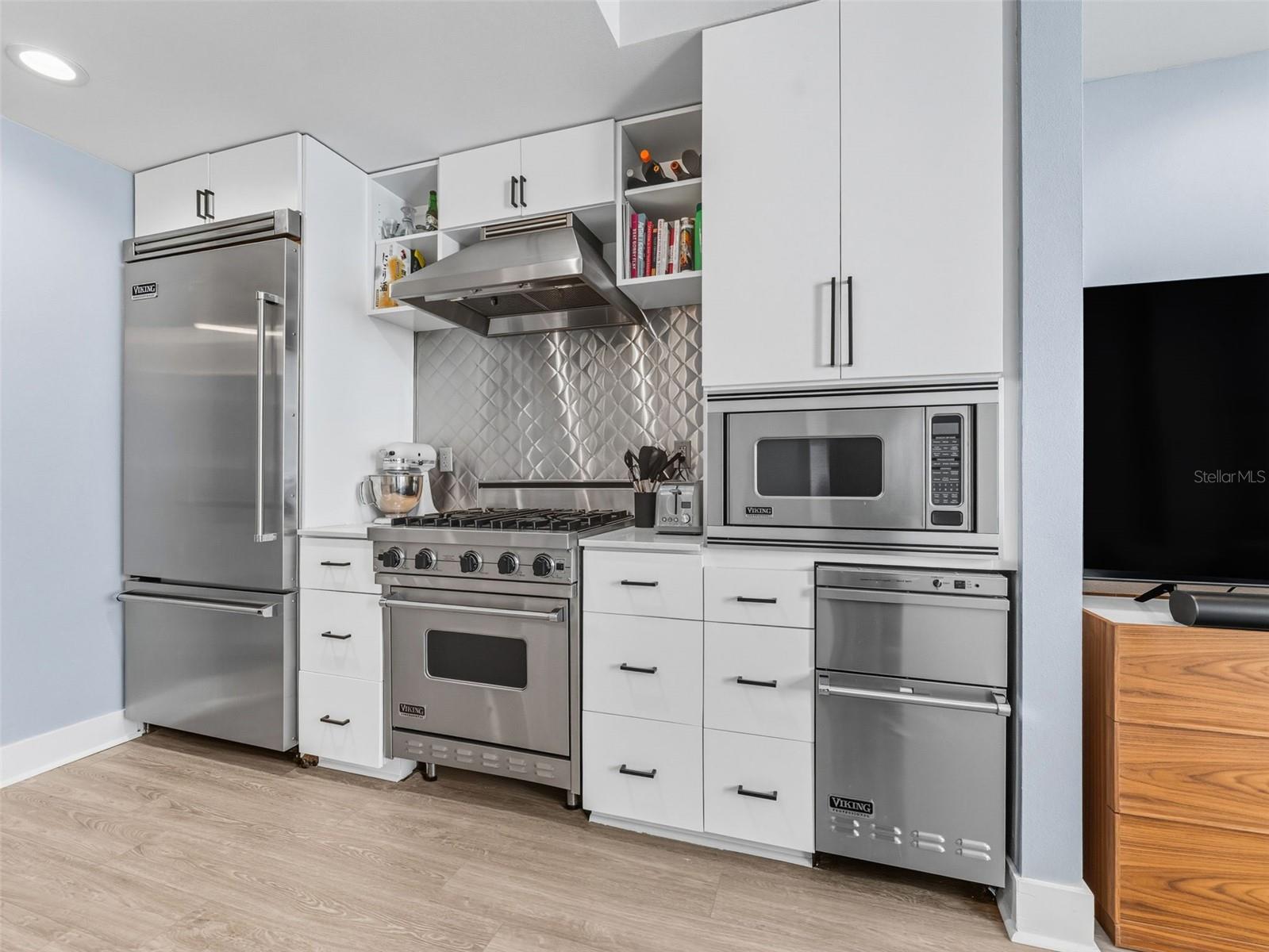 1120 E KENNEDY BLVD #1225