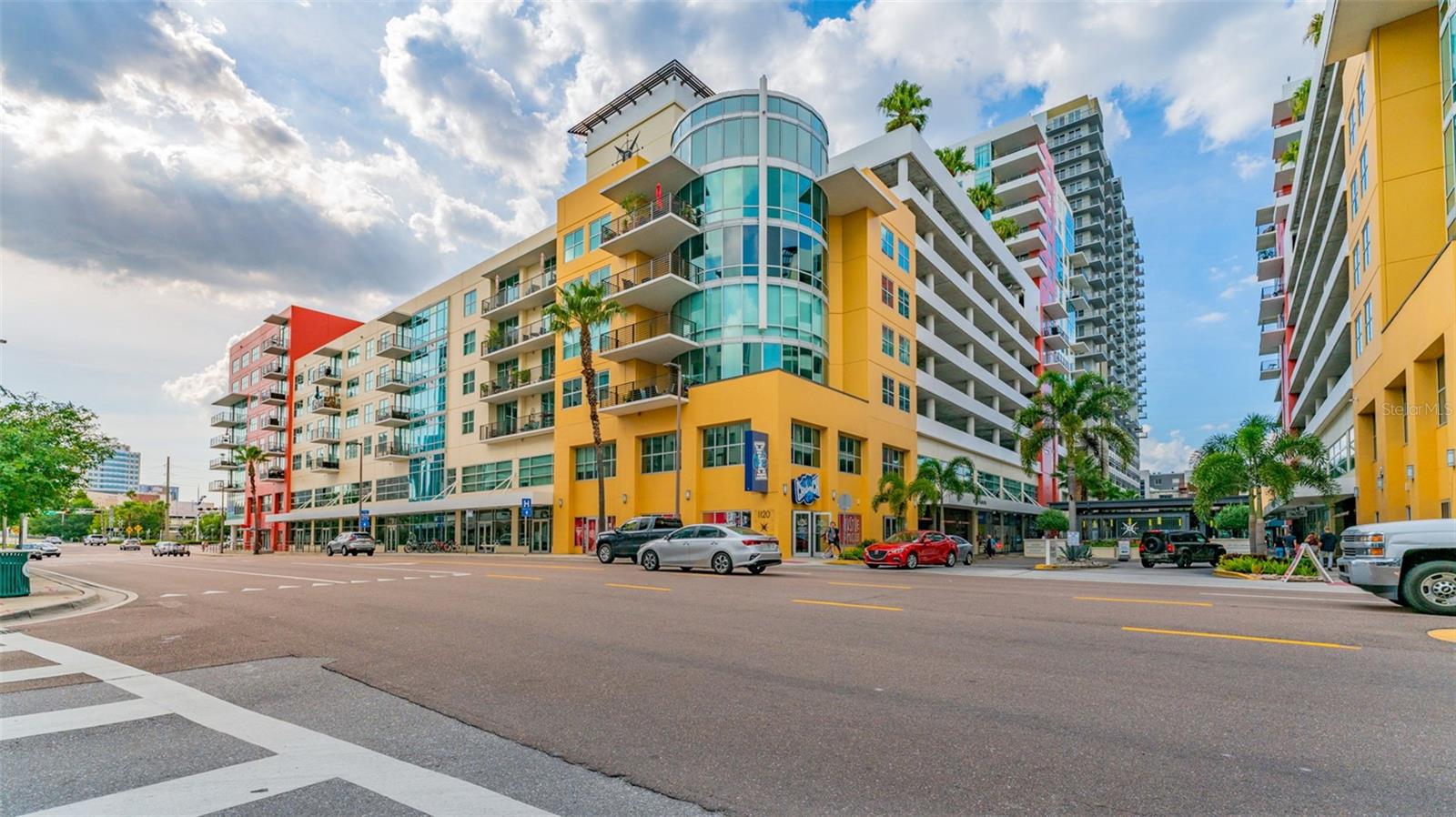 1120 E KENNEDY BLVD #1225