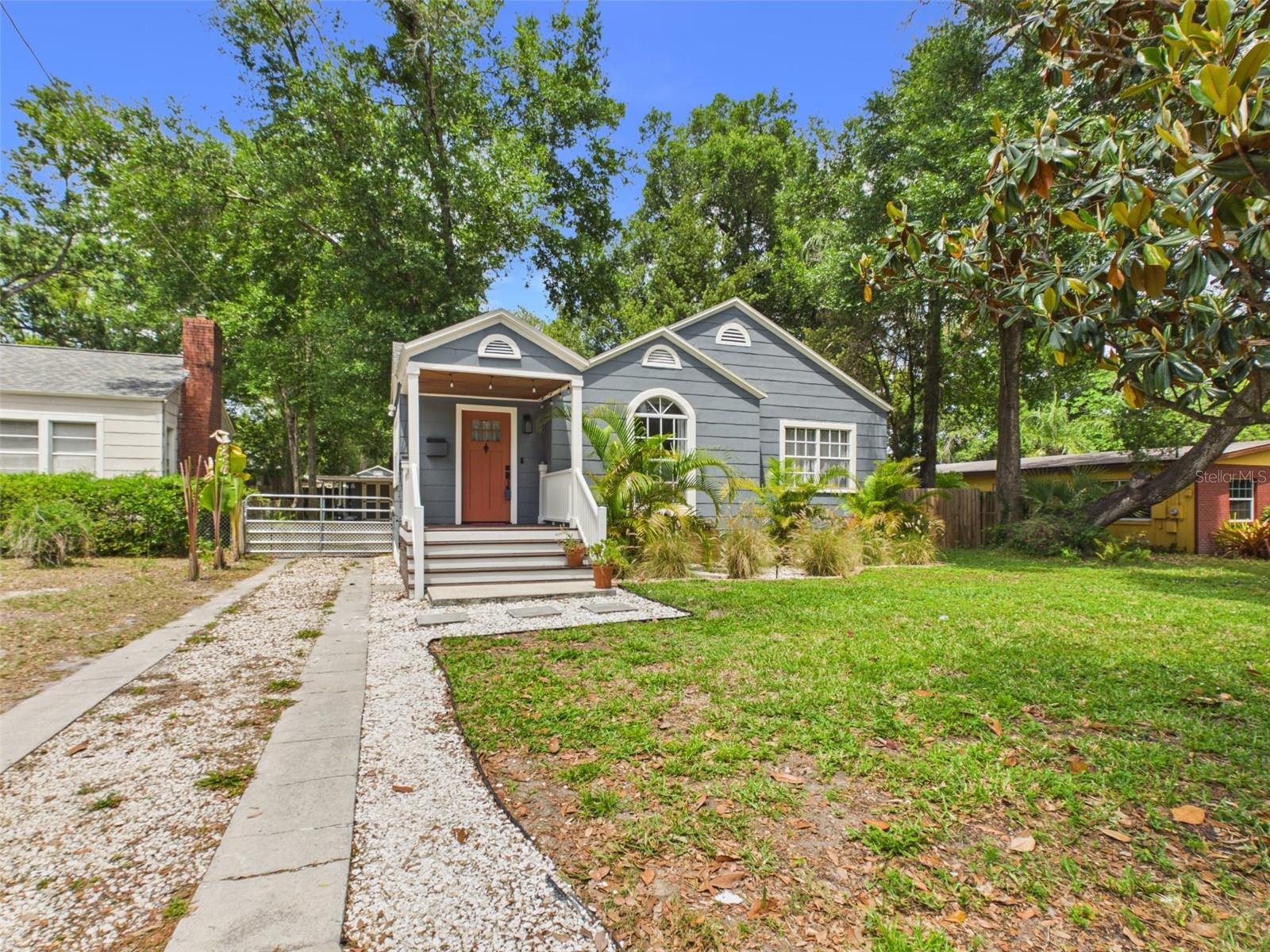 1210 E IDLEWILD AVE