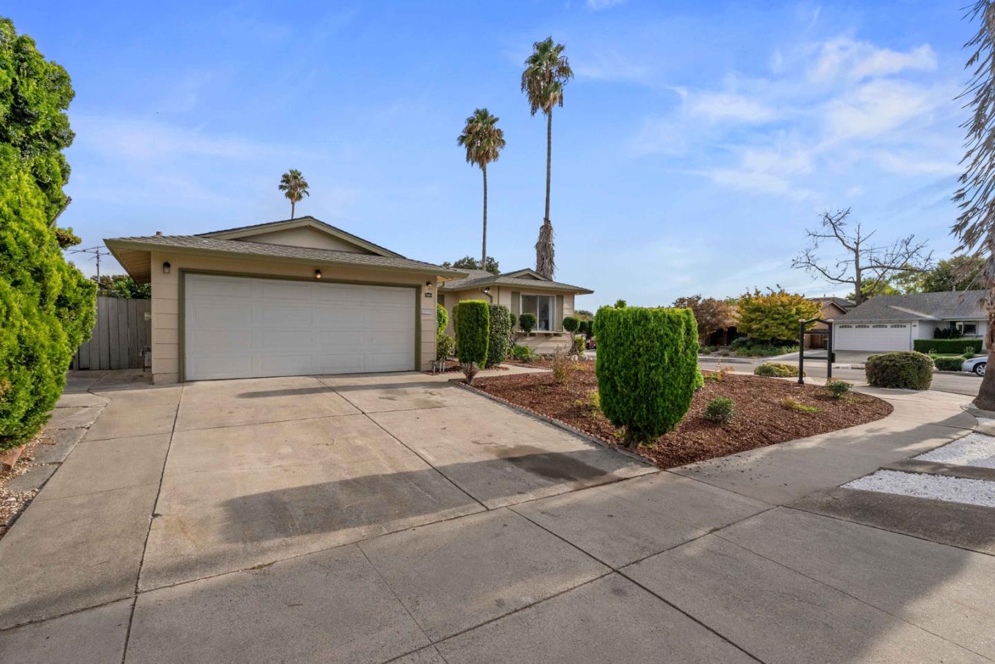 3052 Melchester DR