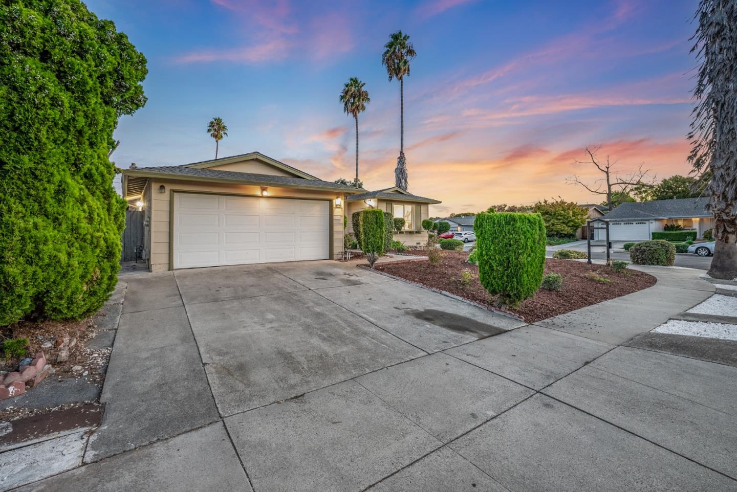 3052 Melchester DR