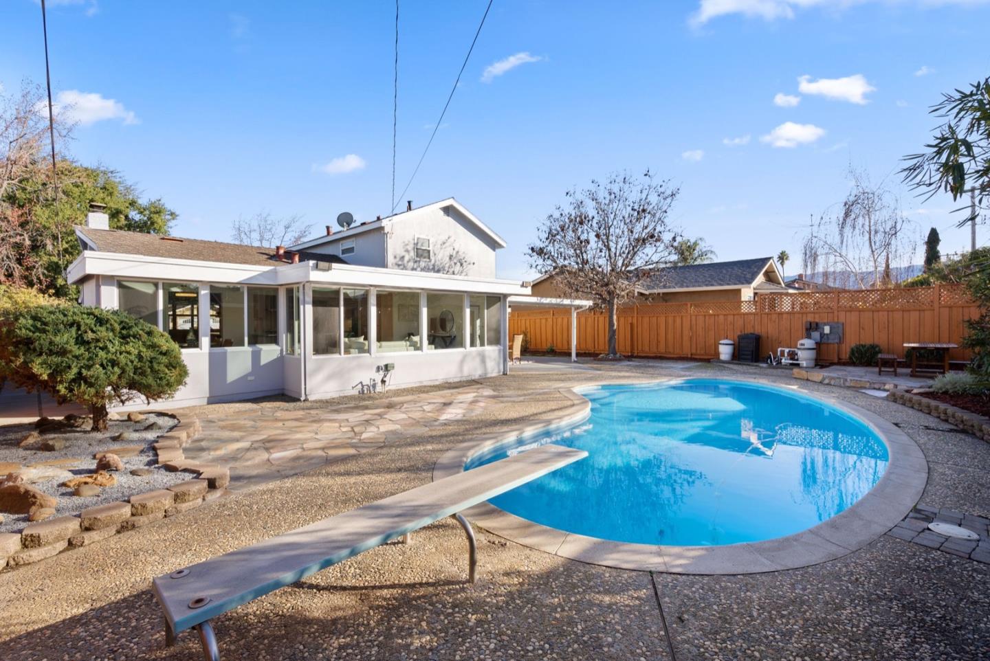 3293 Todd WAY