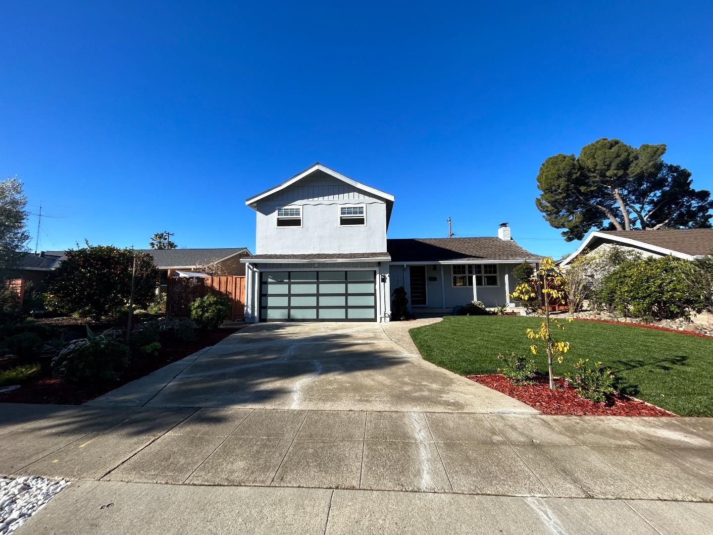 3293 Todd WAY
