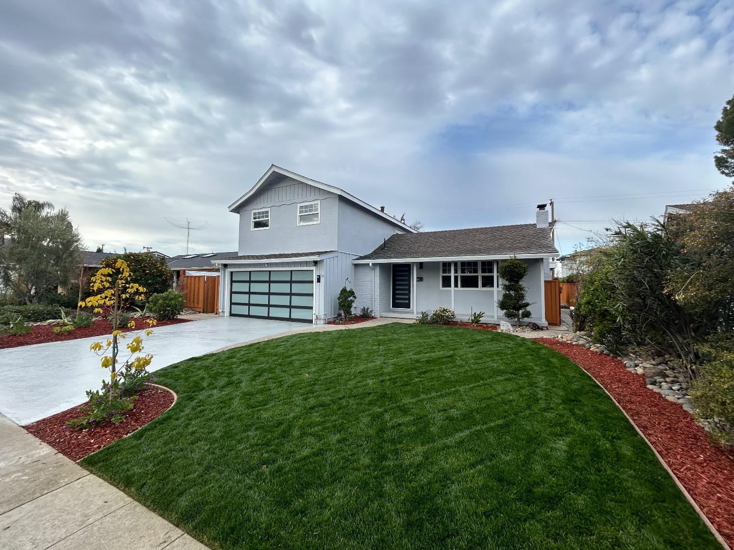 3293 Todd WAY