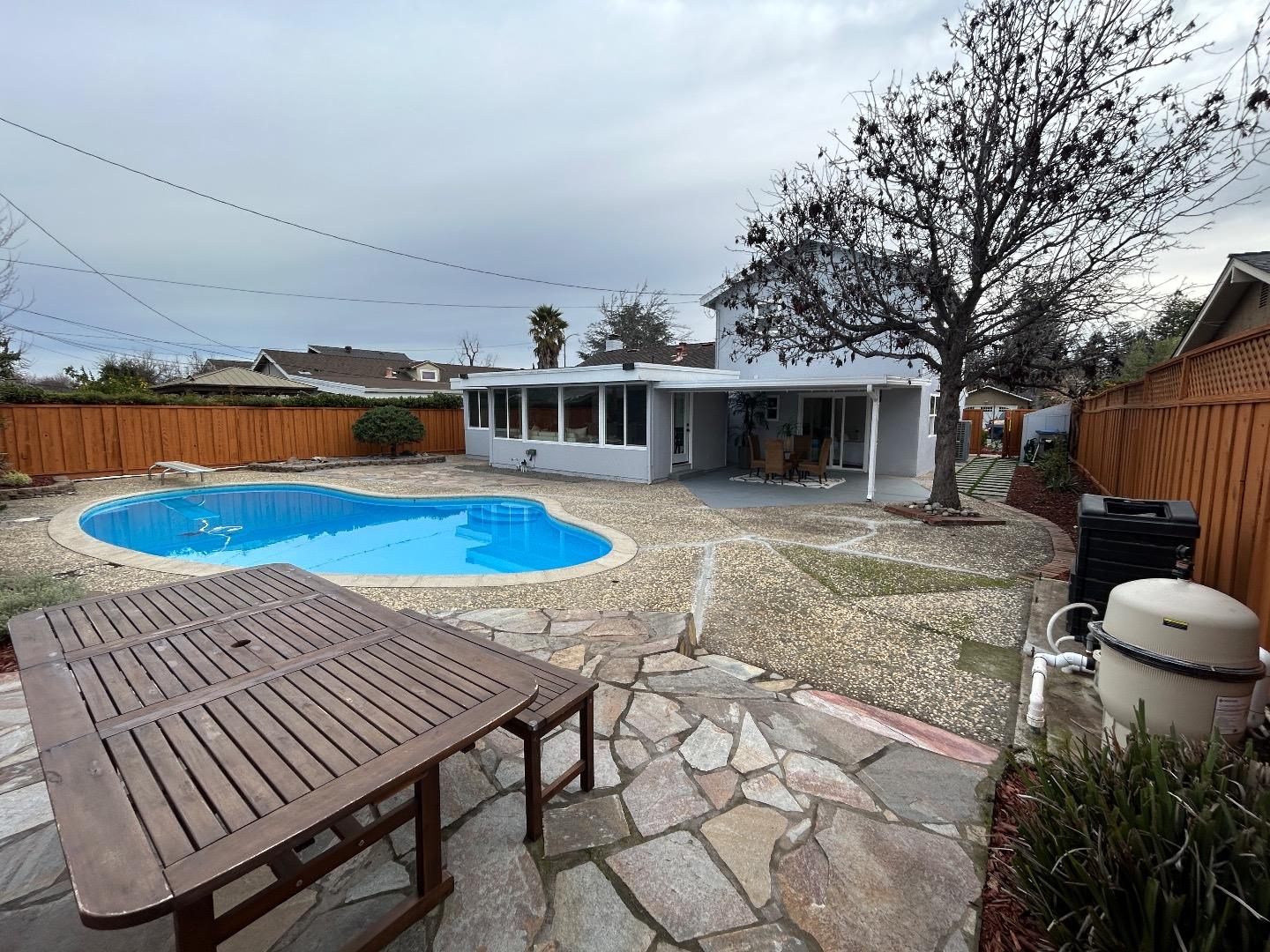 3293 Todd WAY