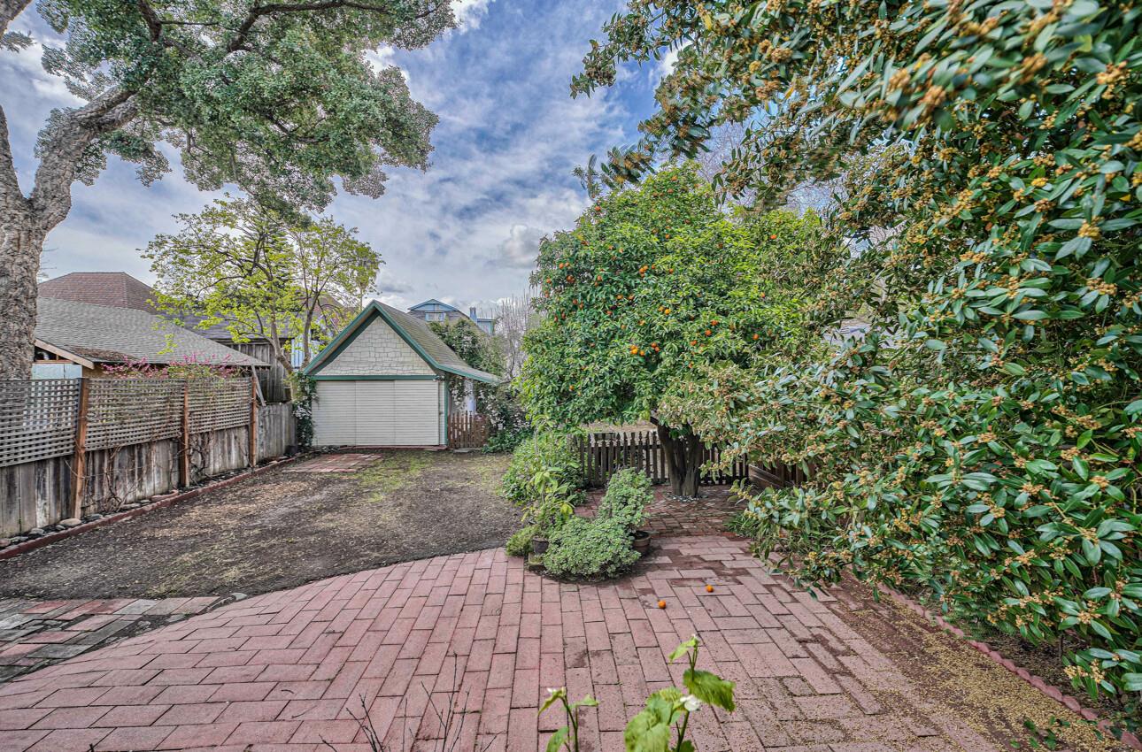 333 N 7th ST