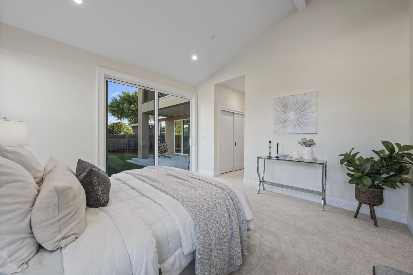 262 Twinlake DR