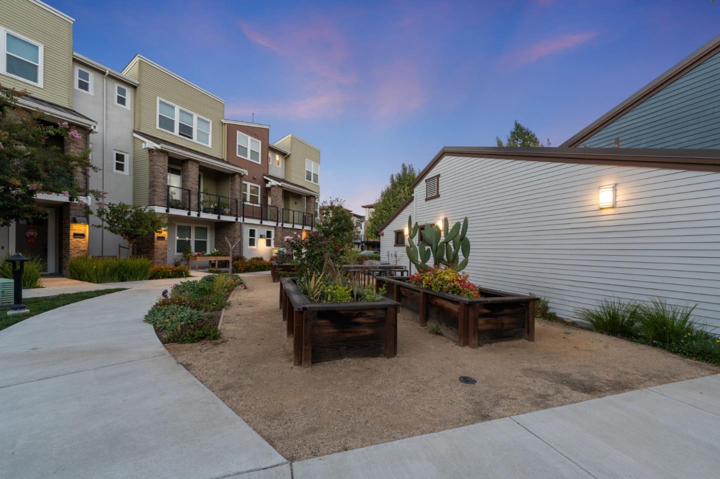555 San Martin Terrace 2